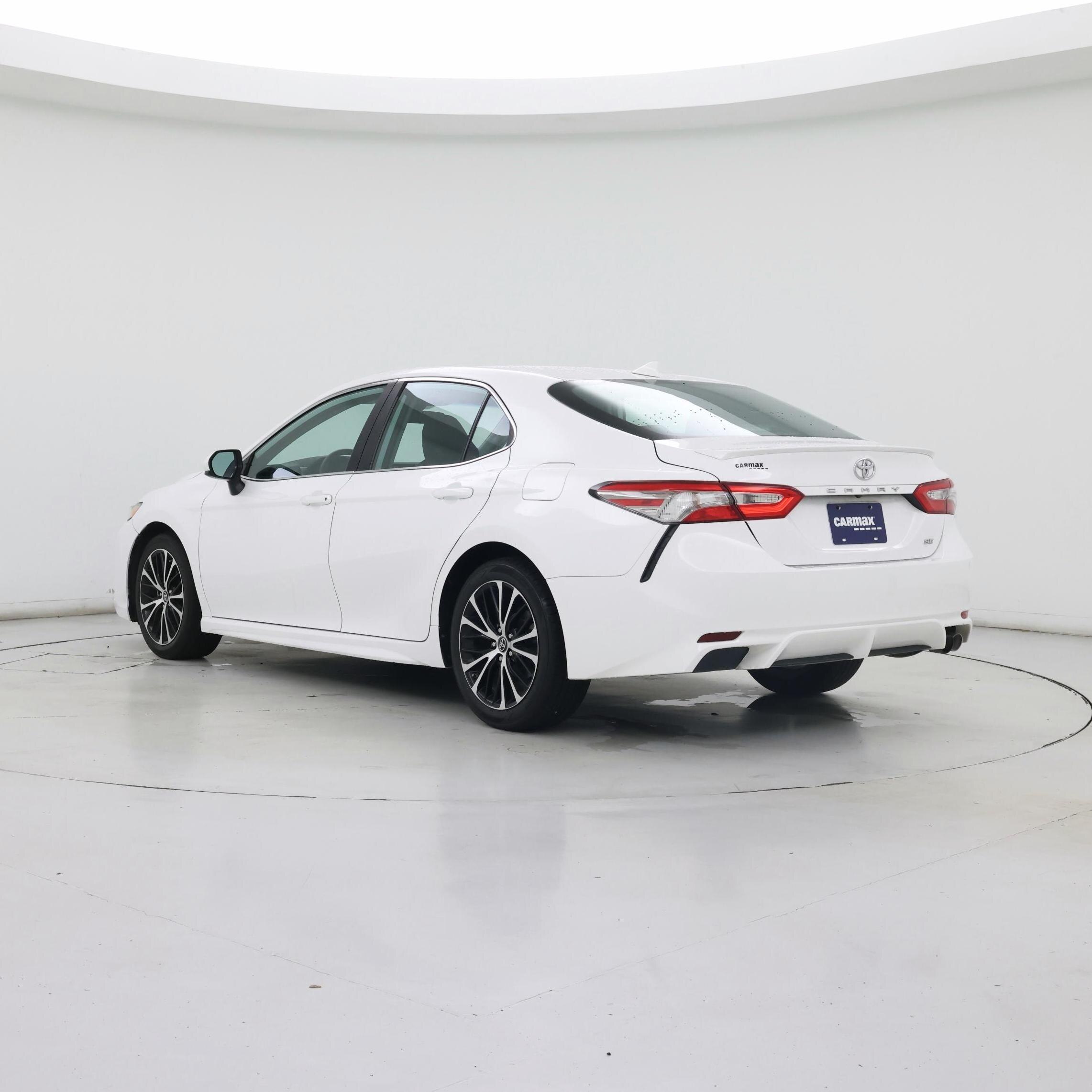 Thumbnail: 2019 Toyota Camry - 2