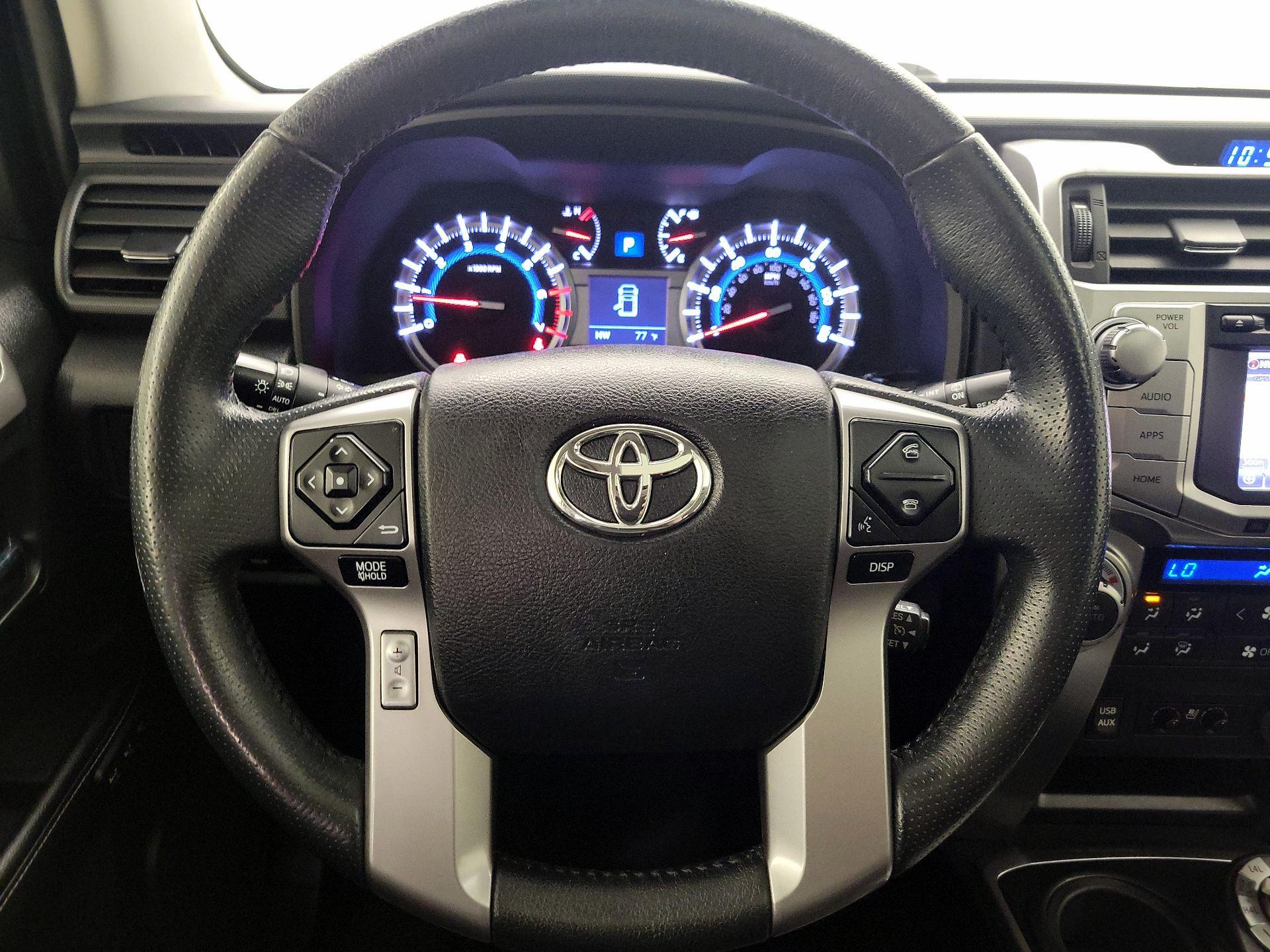 Thumbnail: 2019 Toyota 4Runner - 10