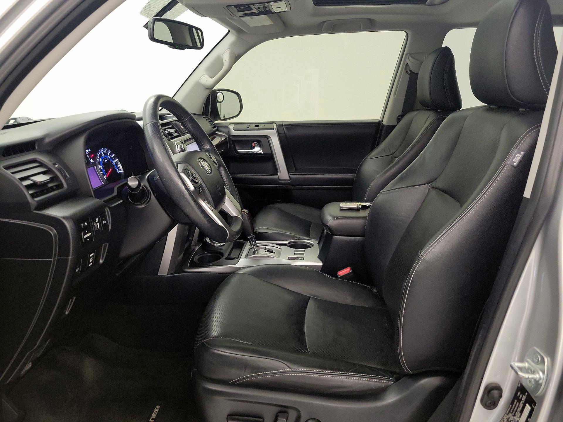 Thumbnail: 2019 Toyota 4Runner - 11