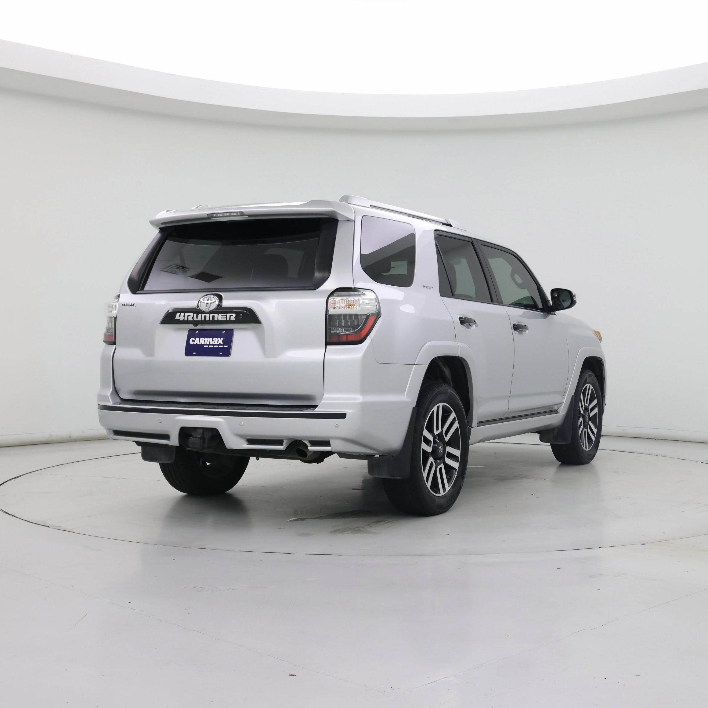 Thumbnail: 2019 Toyota 4Runner - 8