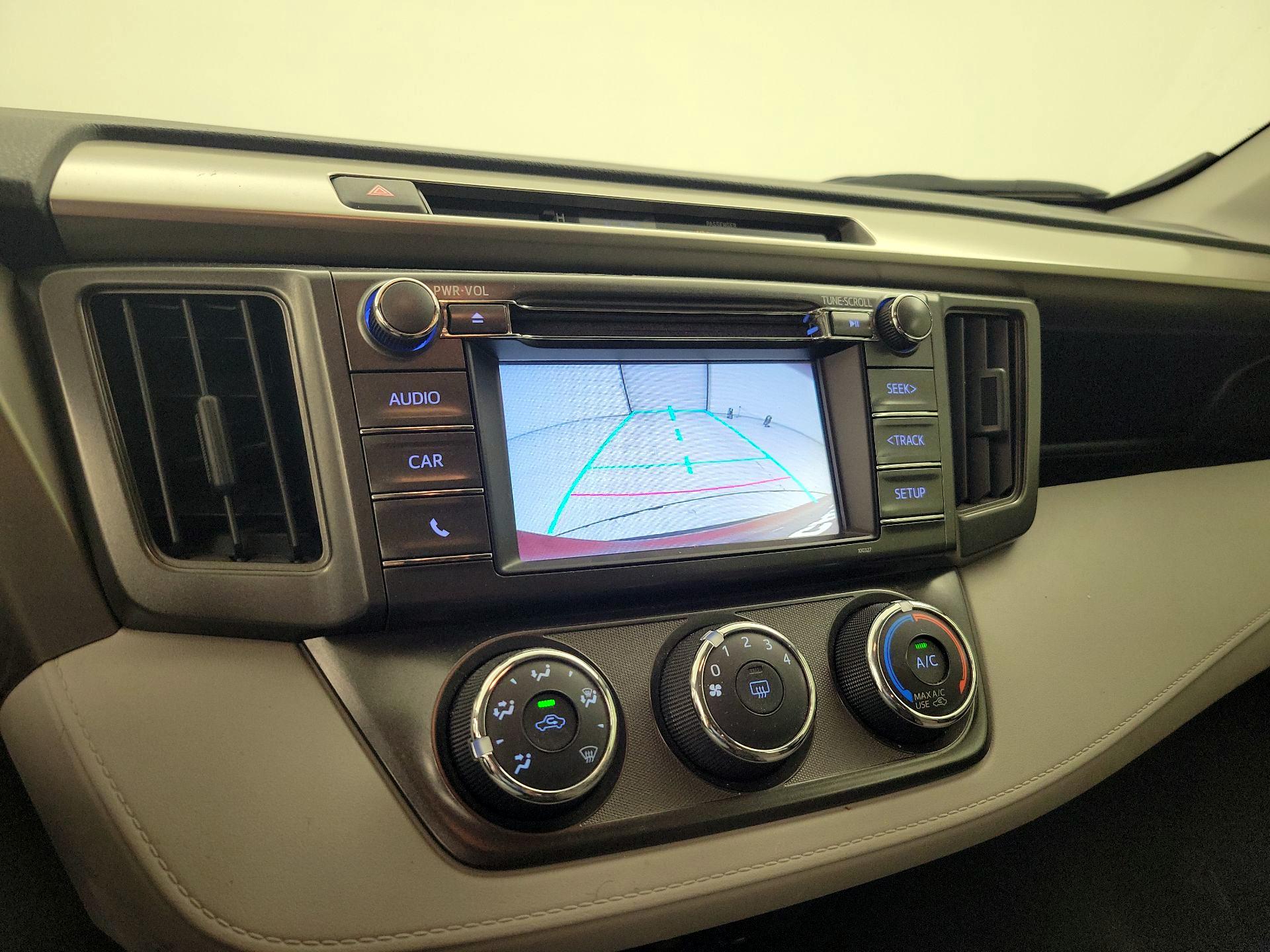 Thumbnail: 2014 Toyota RAV4 - 14