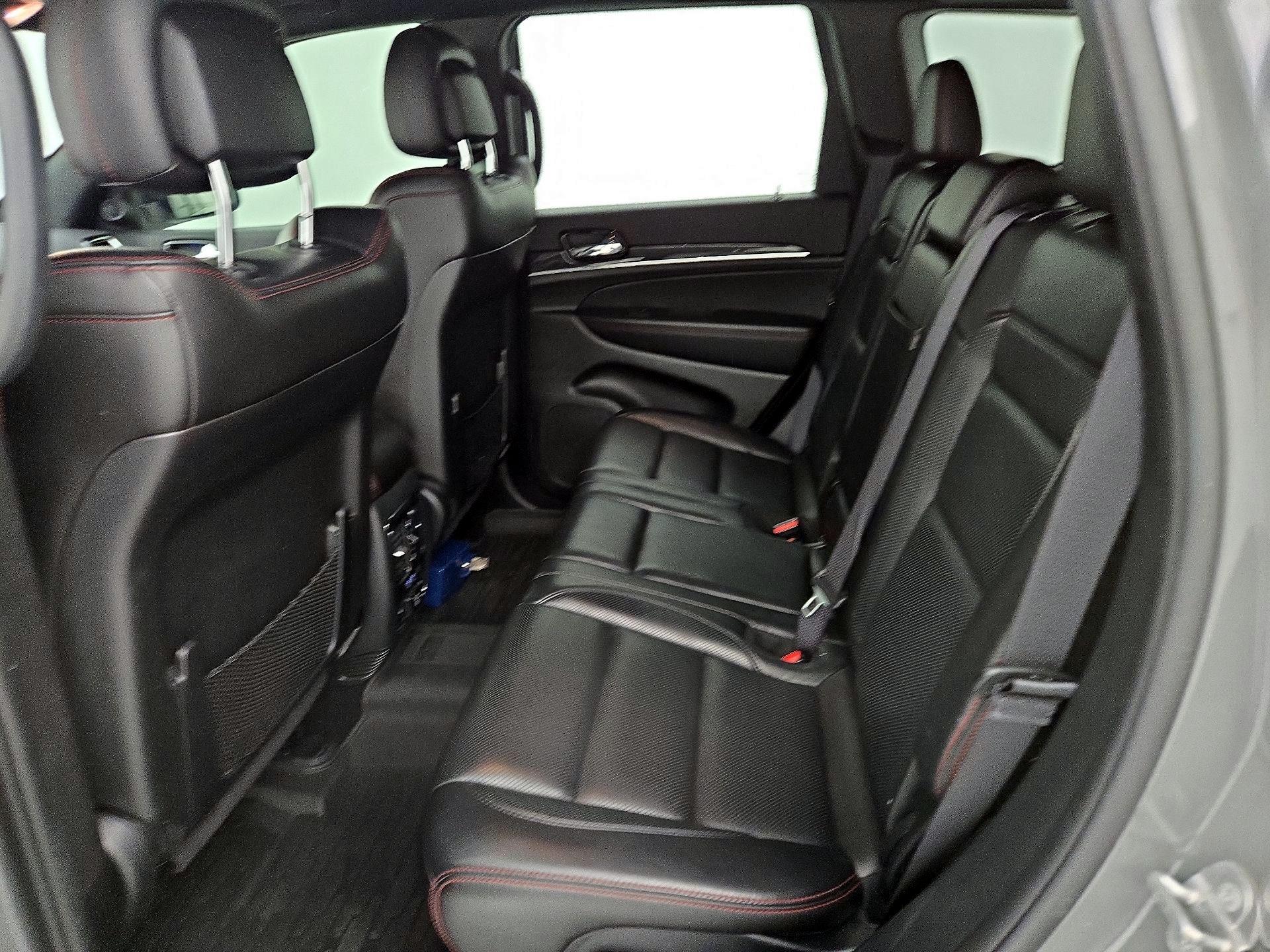 Thumbnail: 2021 Jeep Grand Cherokee - 19