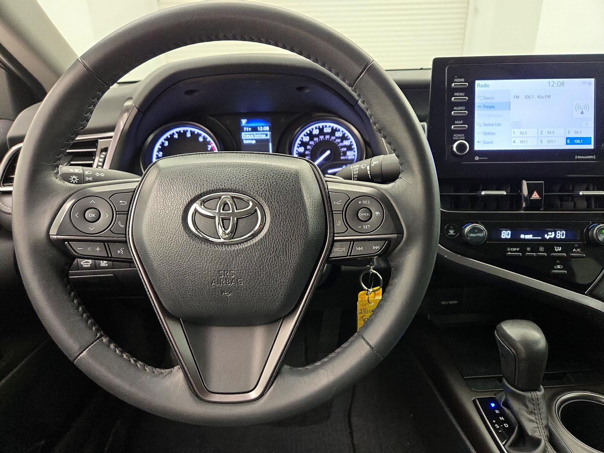 Thumbnail: 2024 Toyota Camry - 10