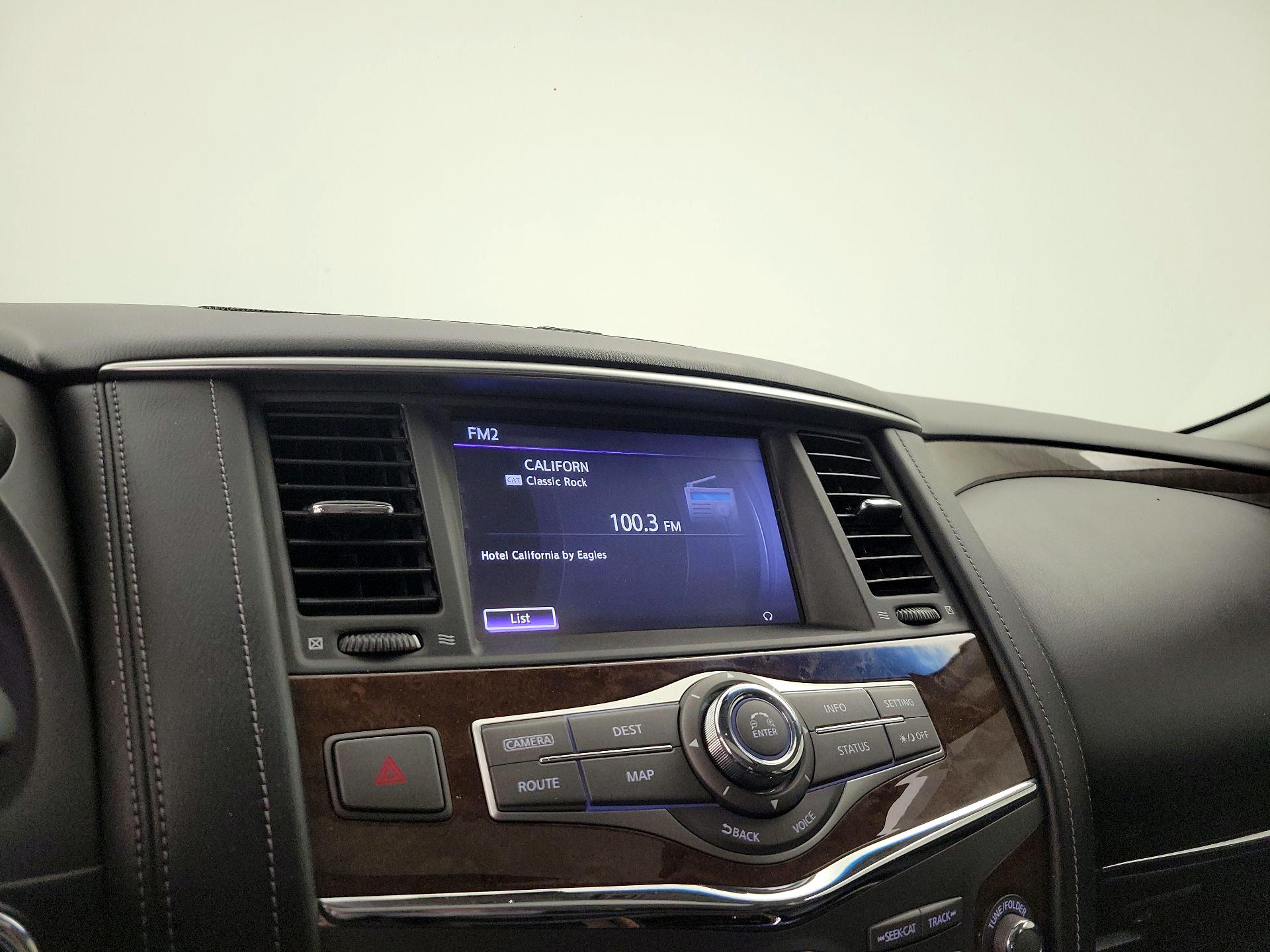 Thumbnail: 2017 INFINITI QX80 - 16