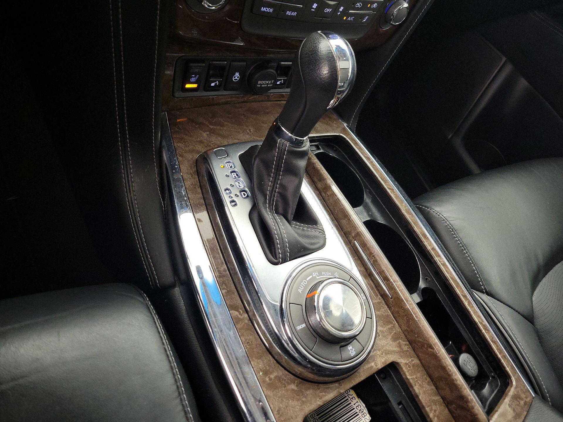 Thumbnail: 2017 INFINITI QX80 - 18