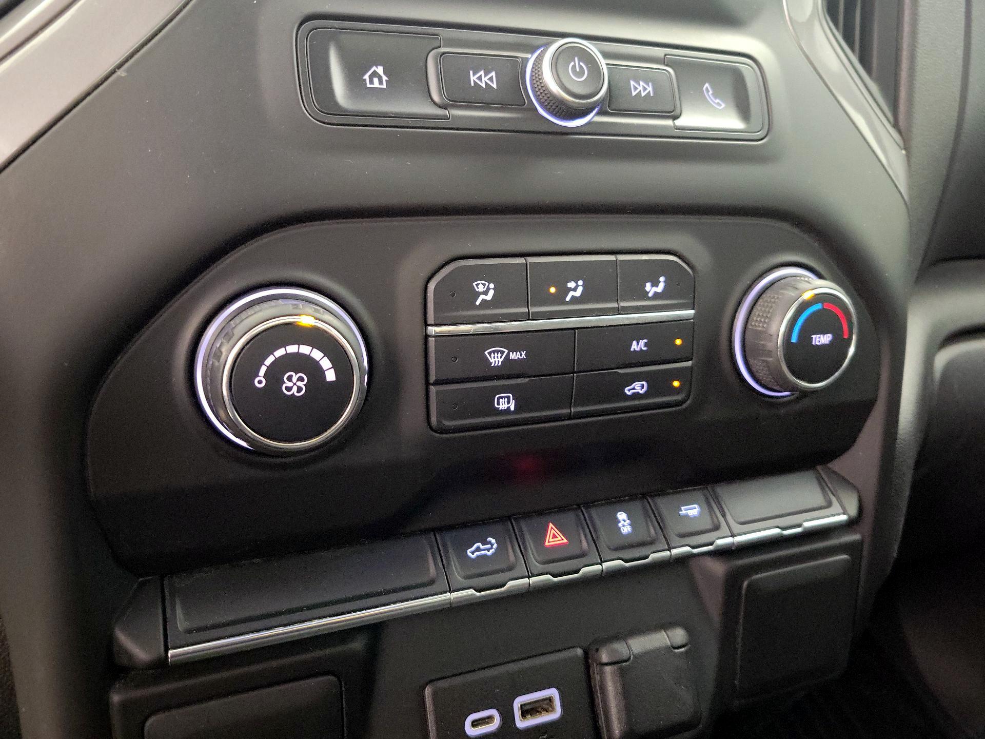 Thumbnail: 2021 Chevrolet Silverado 1500 - 16