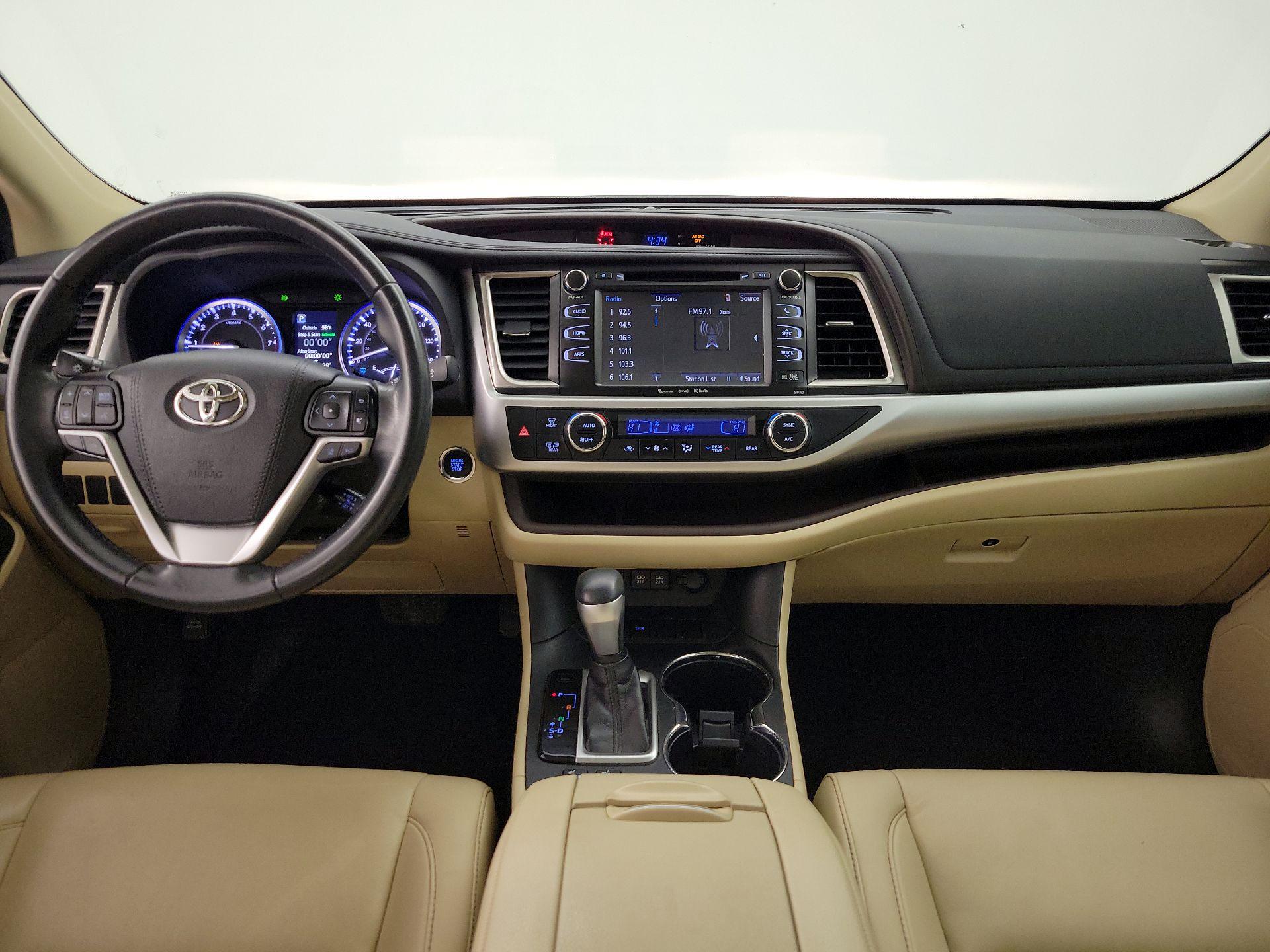 Thumbnail: 2019 Toyota Highlander - 9