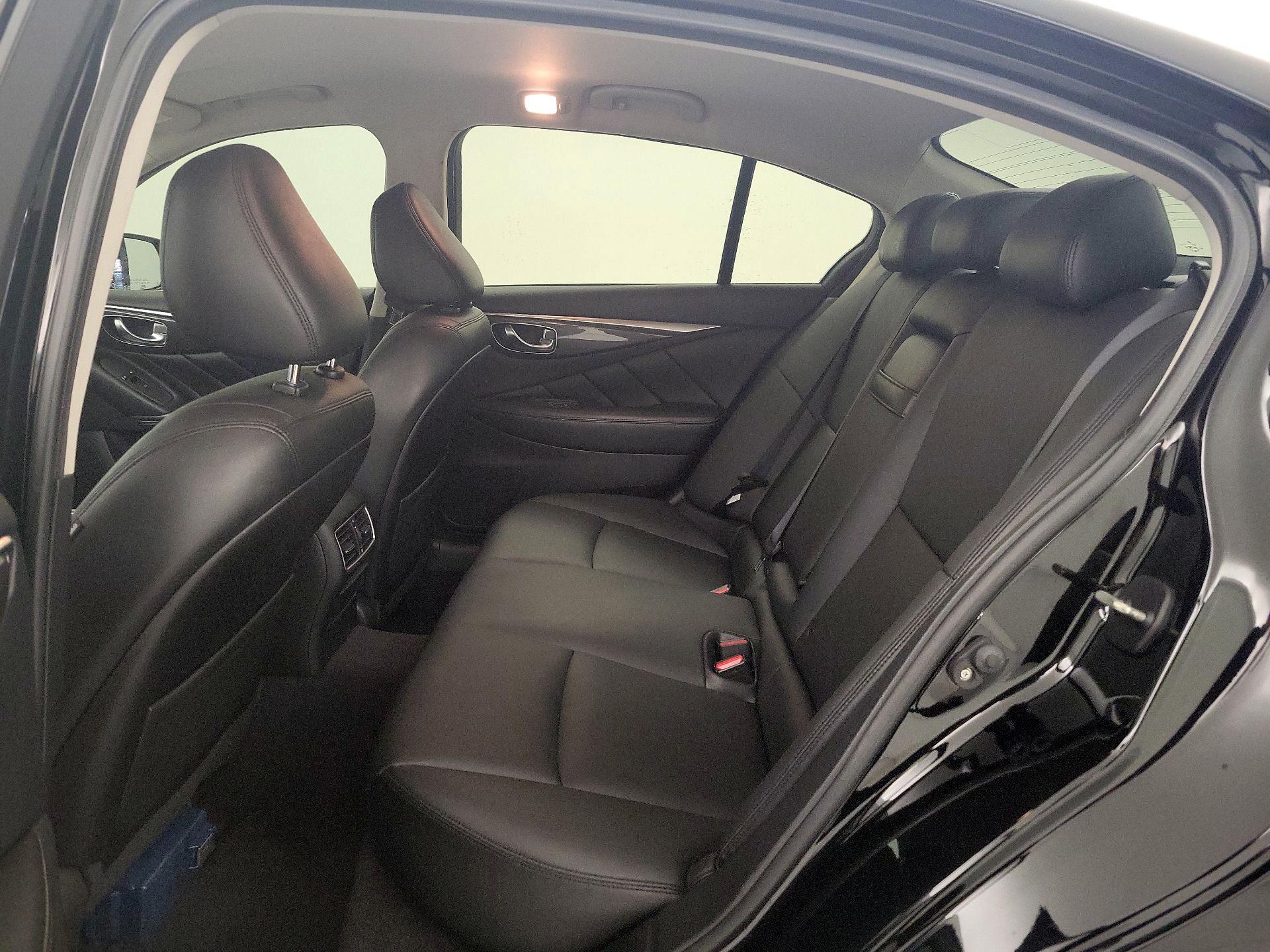 Thumbnail: 2018 INFINITI Q50 - 18