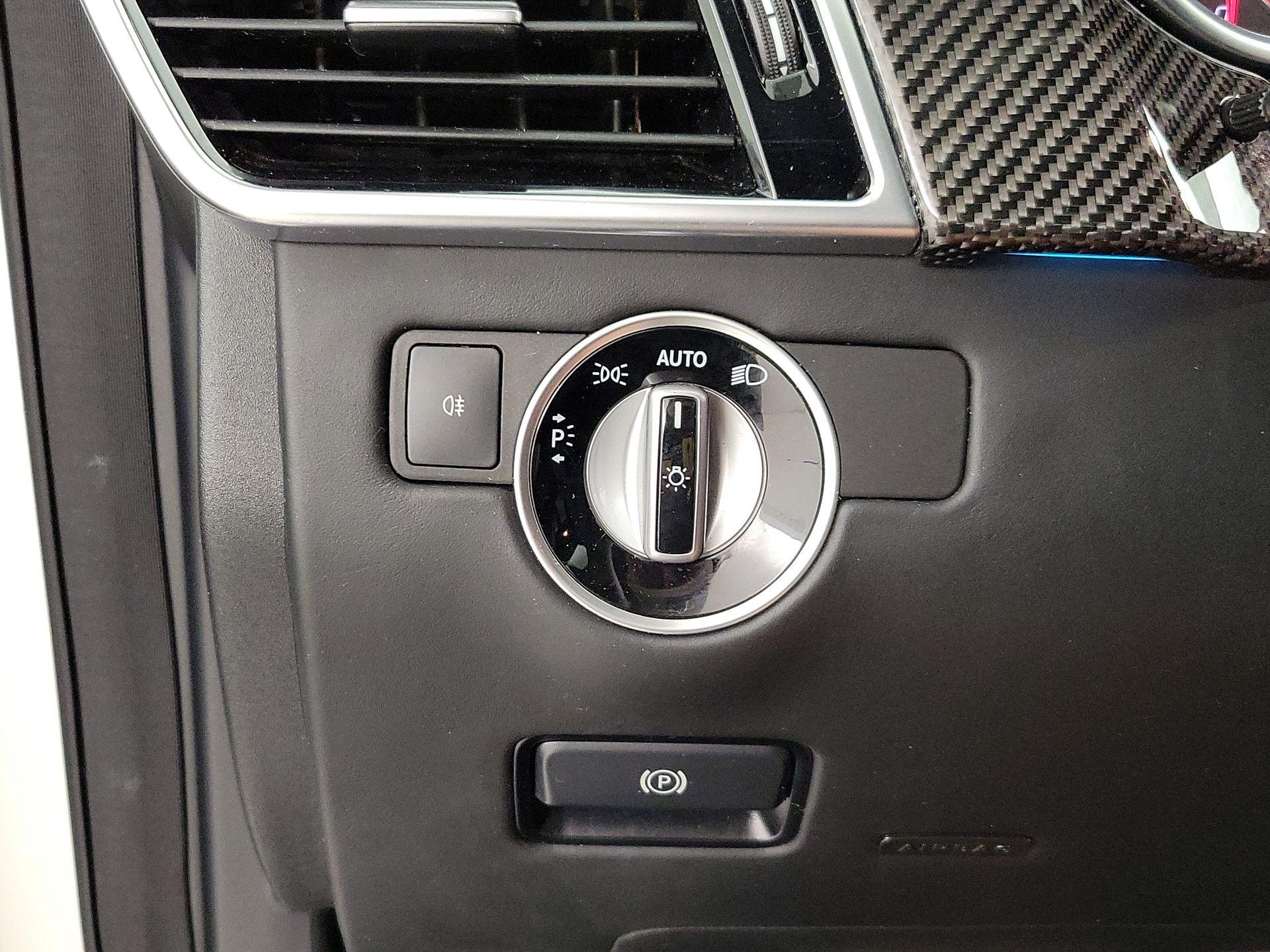 Thumbnail: 2018 Mercedes-Benz GL-Class - 13