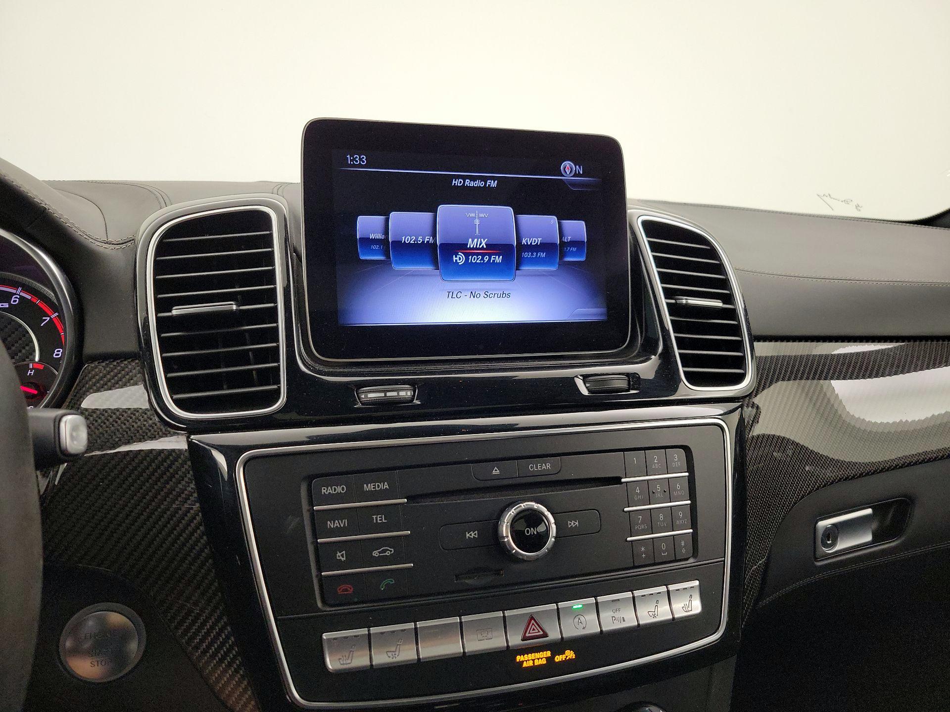 Thumbnail: 2018 Mercedes-Benz GL-Class - 15