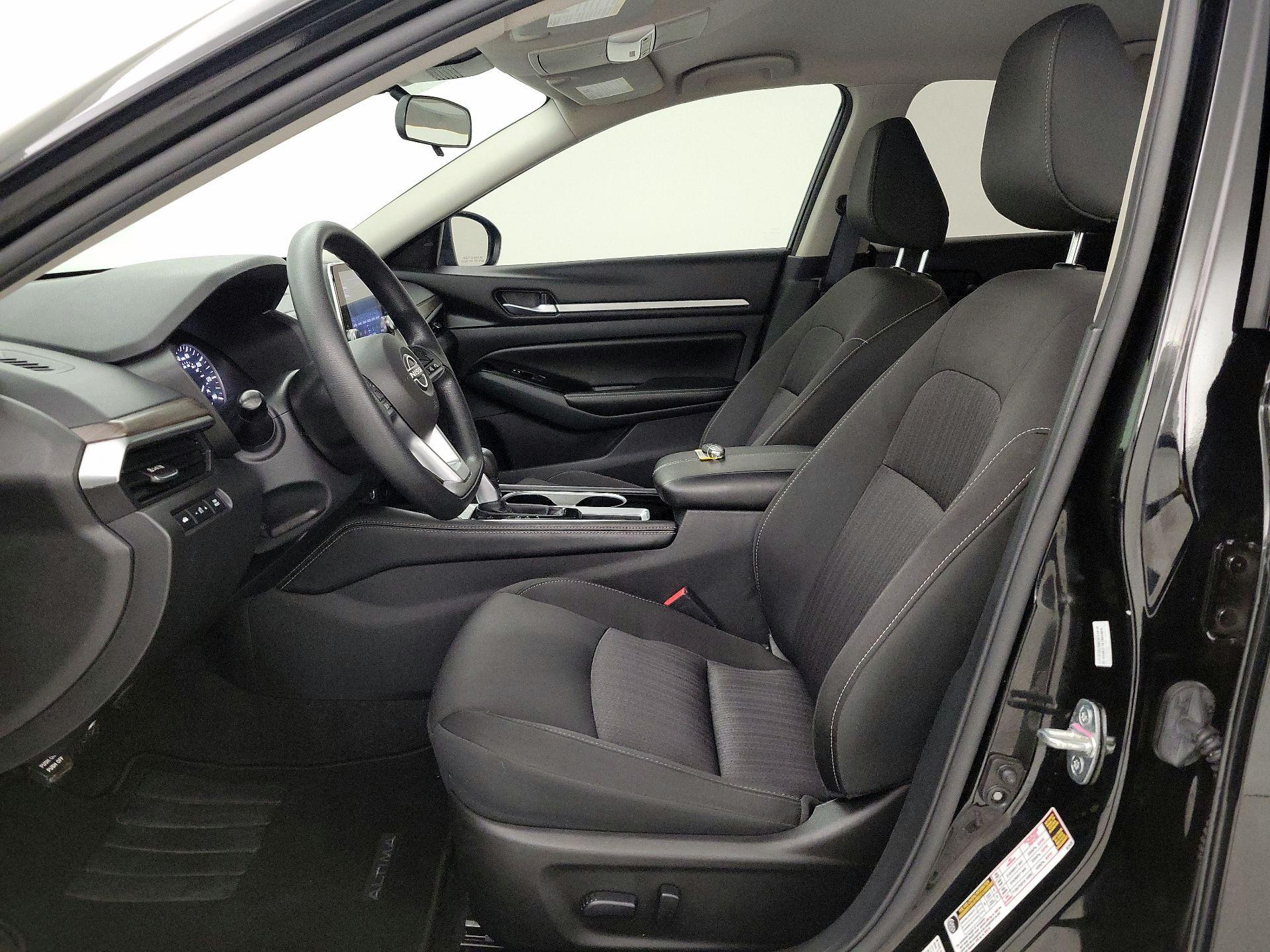 Thumbnail: 2023 Nissan Altima - 11