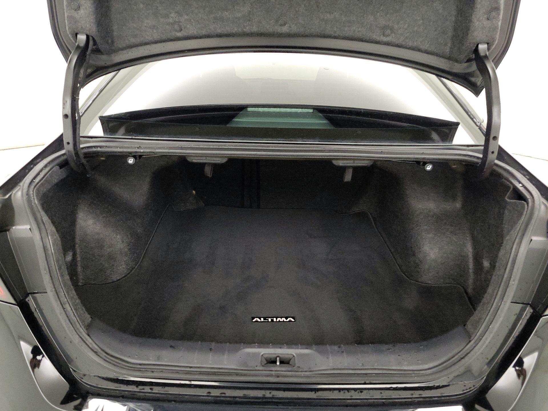 Thumbnail: 2023 Nissan Altima - 19