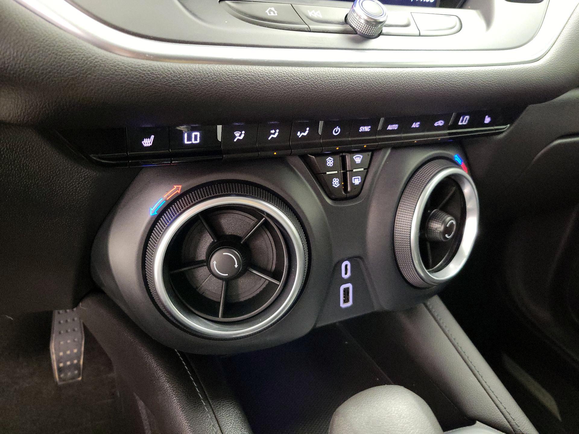 Thumbnail: 2021 Chevrolet Blazer - 16