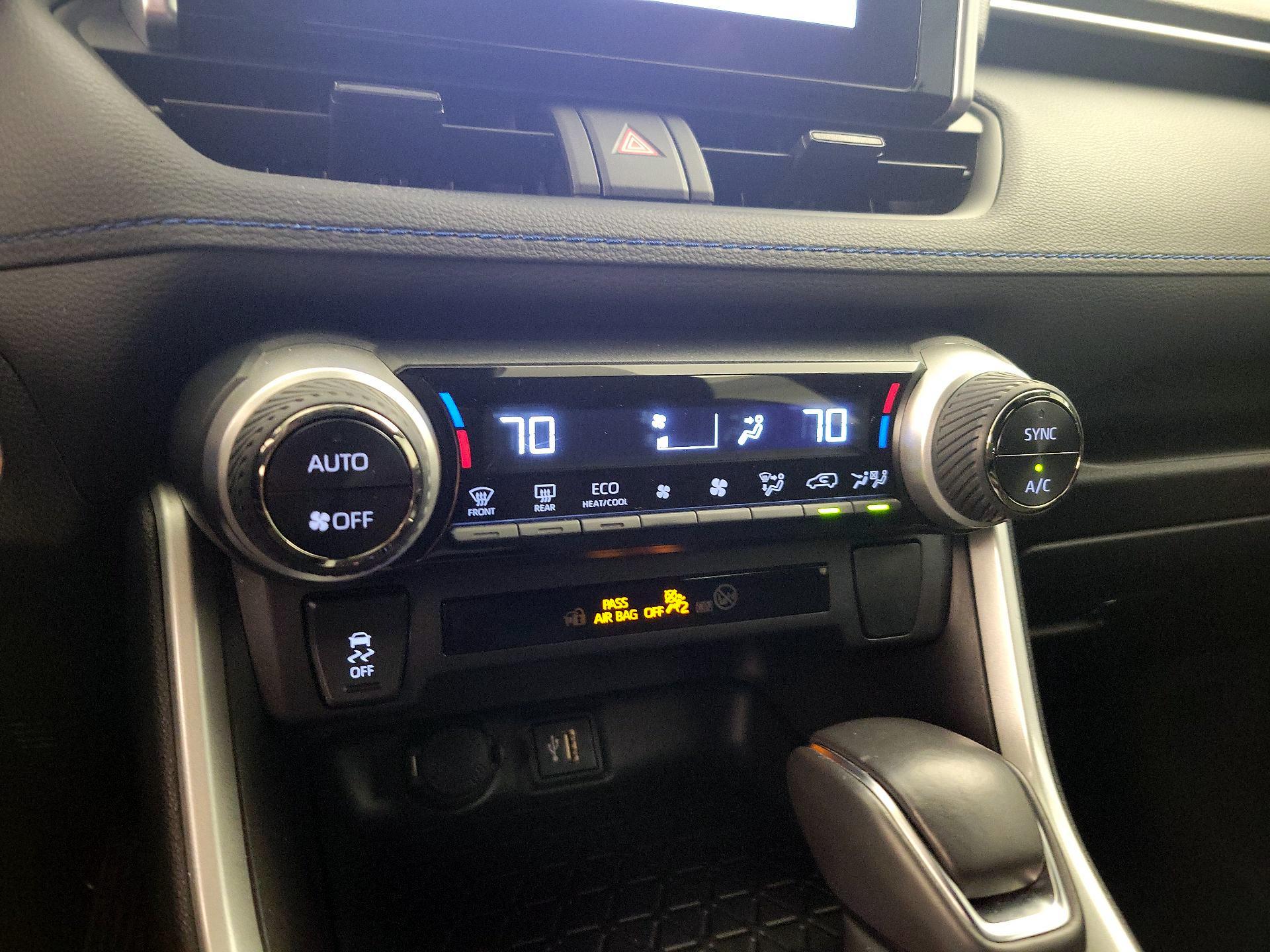 Thumbnail: 2023 Toyota RAV4 - 16