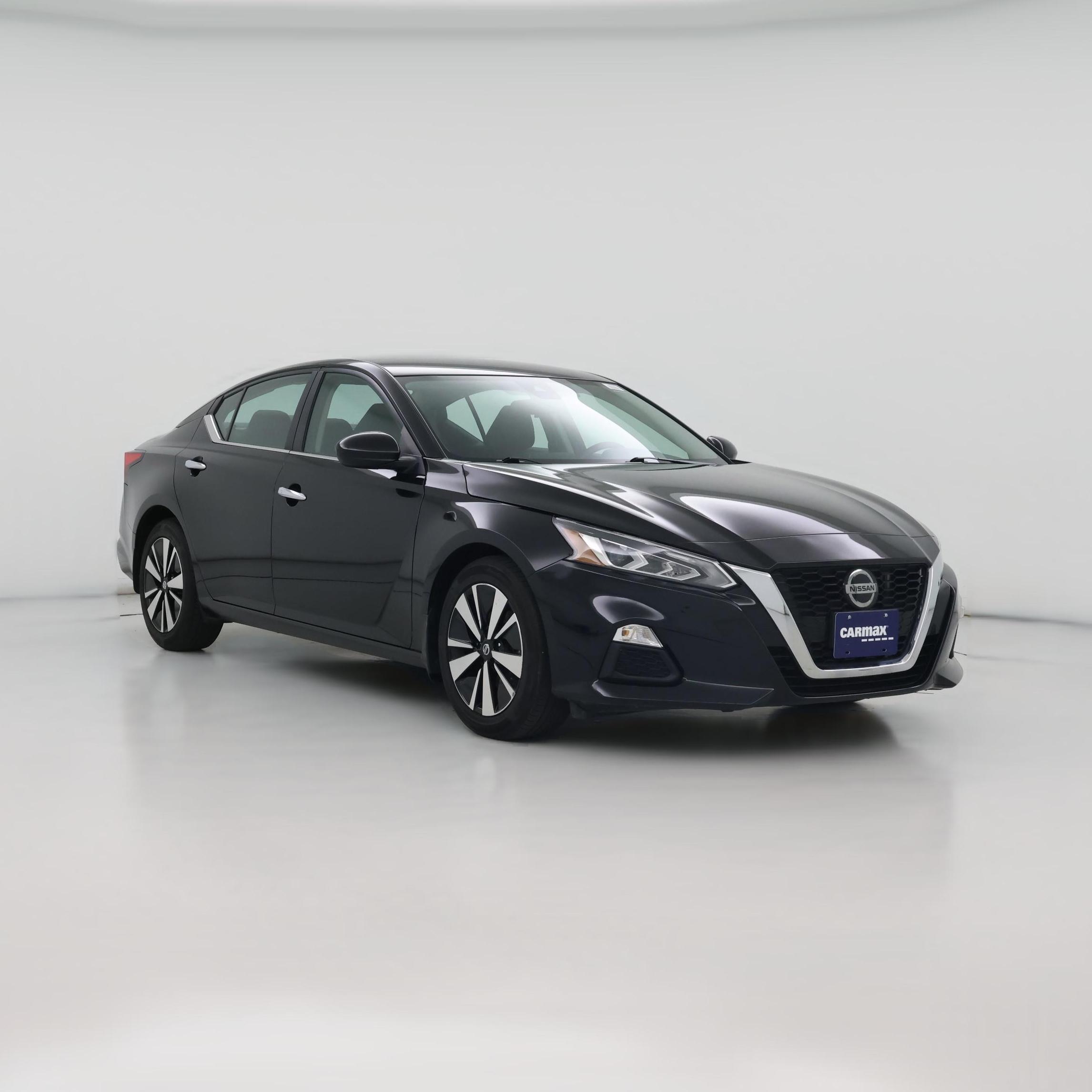 Thumbnail: 2022 Nissan Altima - 1
