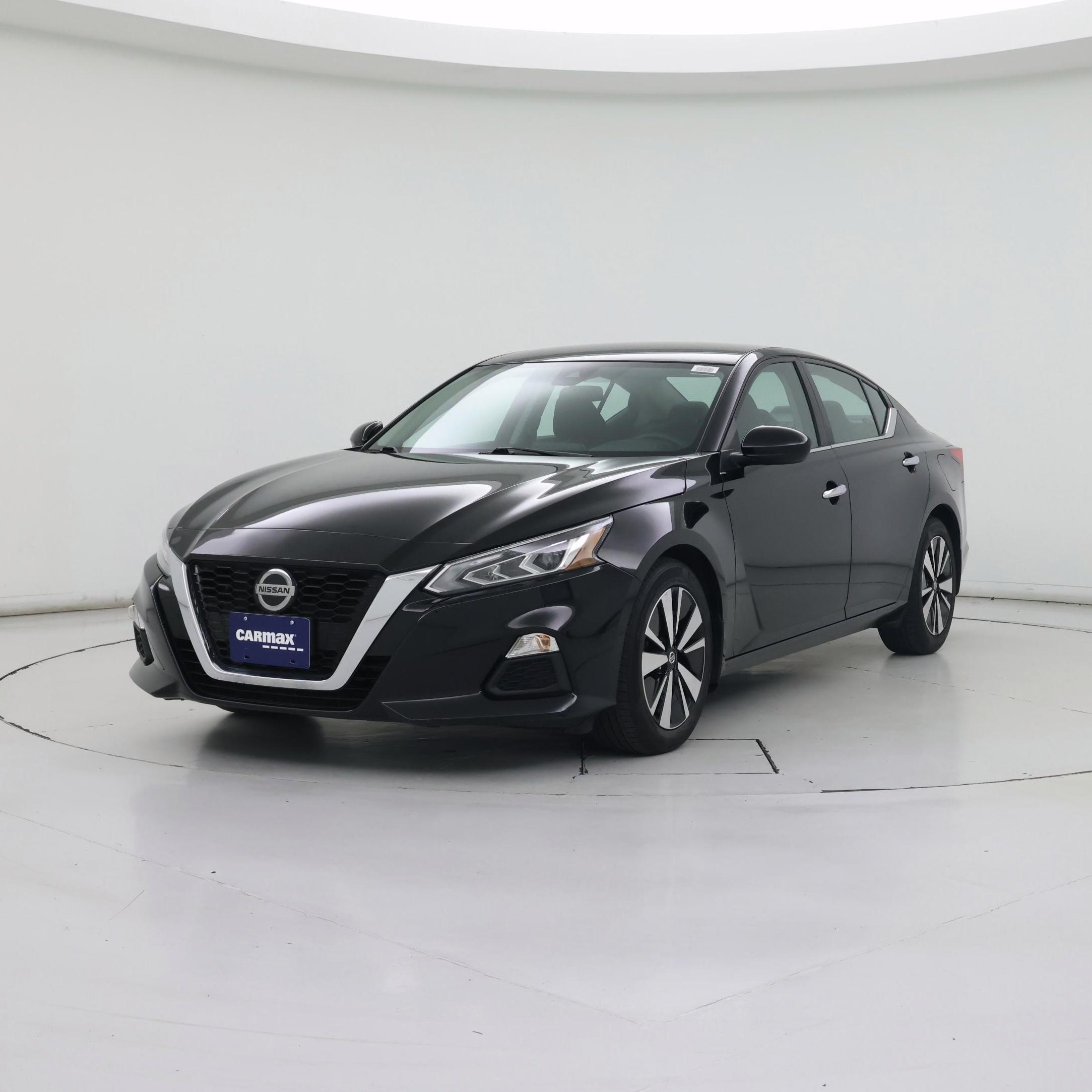 Thumbnail: 2022 Nissan Altima - 4