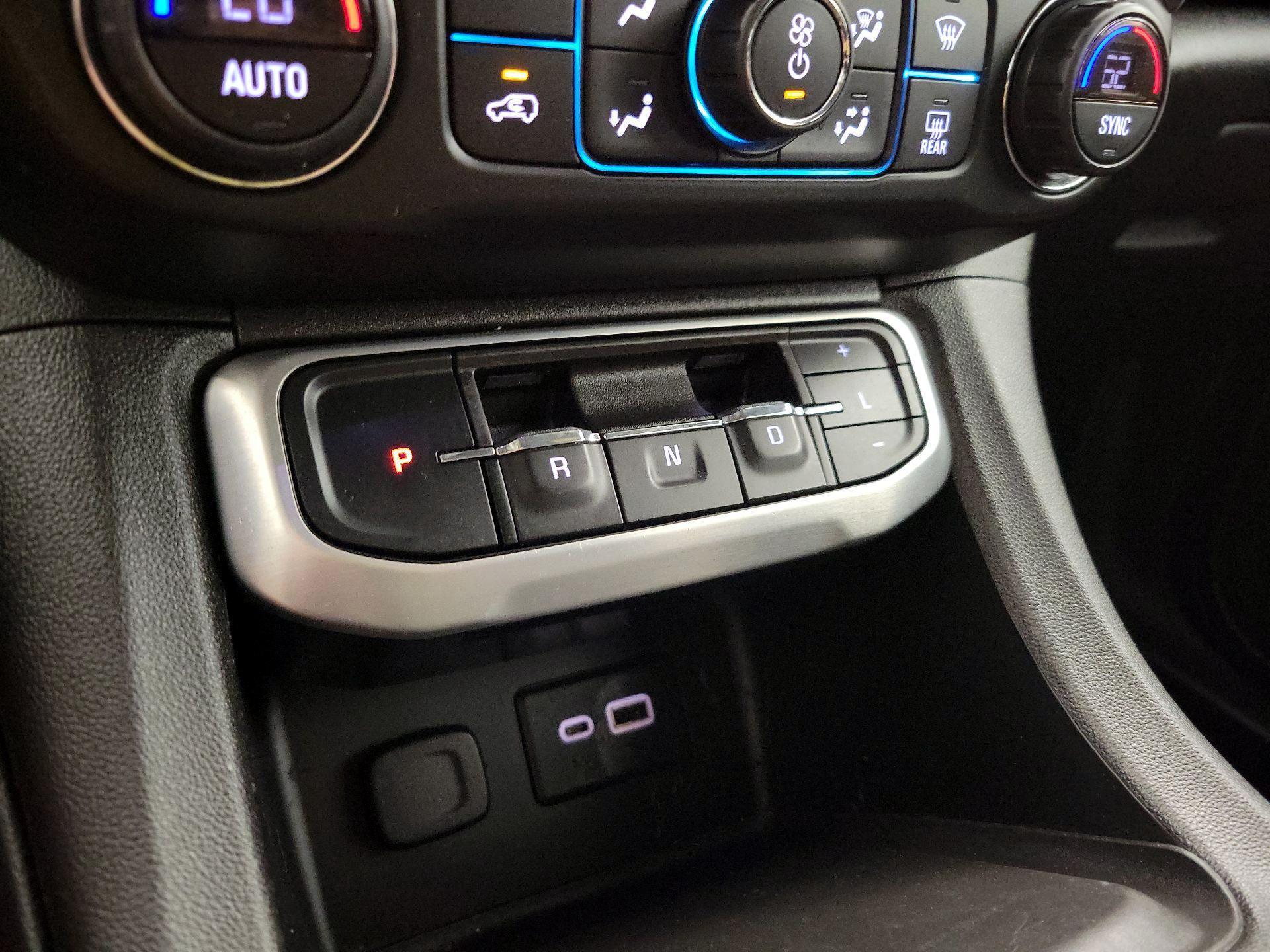 Thumbnail: 2022 GMC Acadia - 17