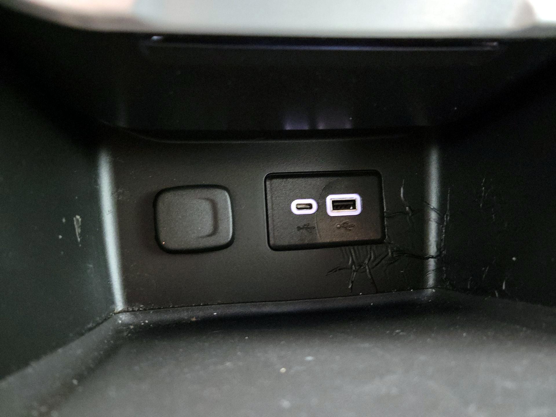 Thumbnail: 2022 GMC Acadia - 18