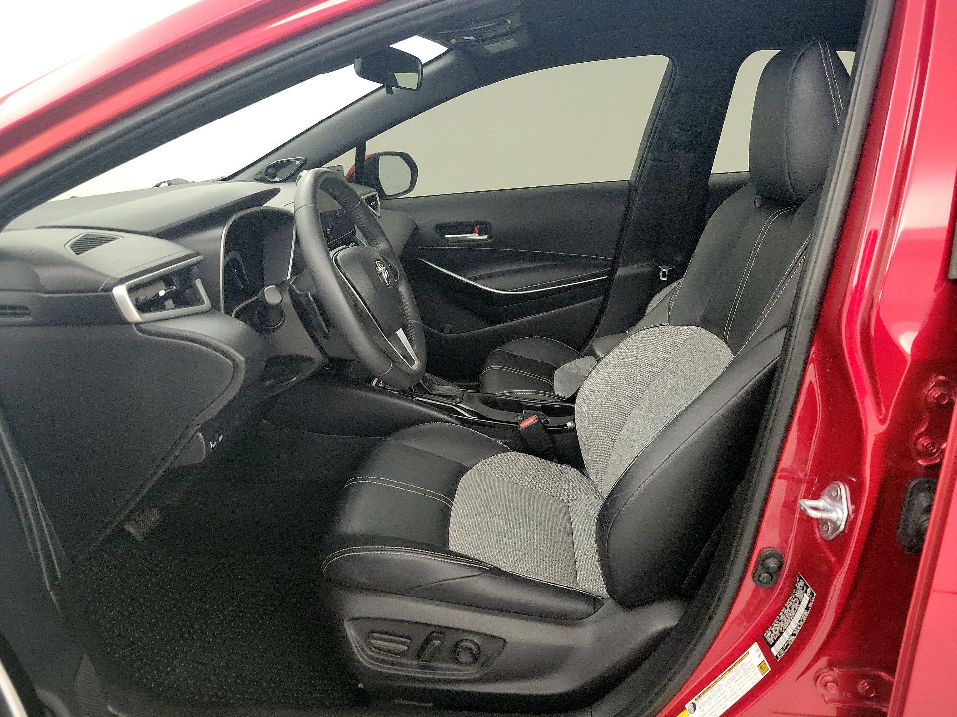 Thumbnail: 2023 Toyota Corolla - 11