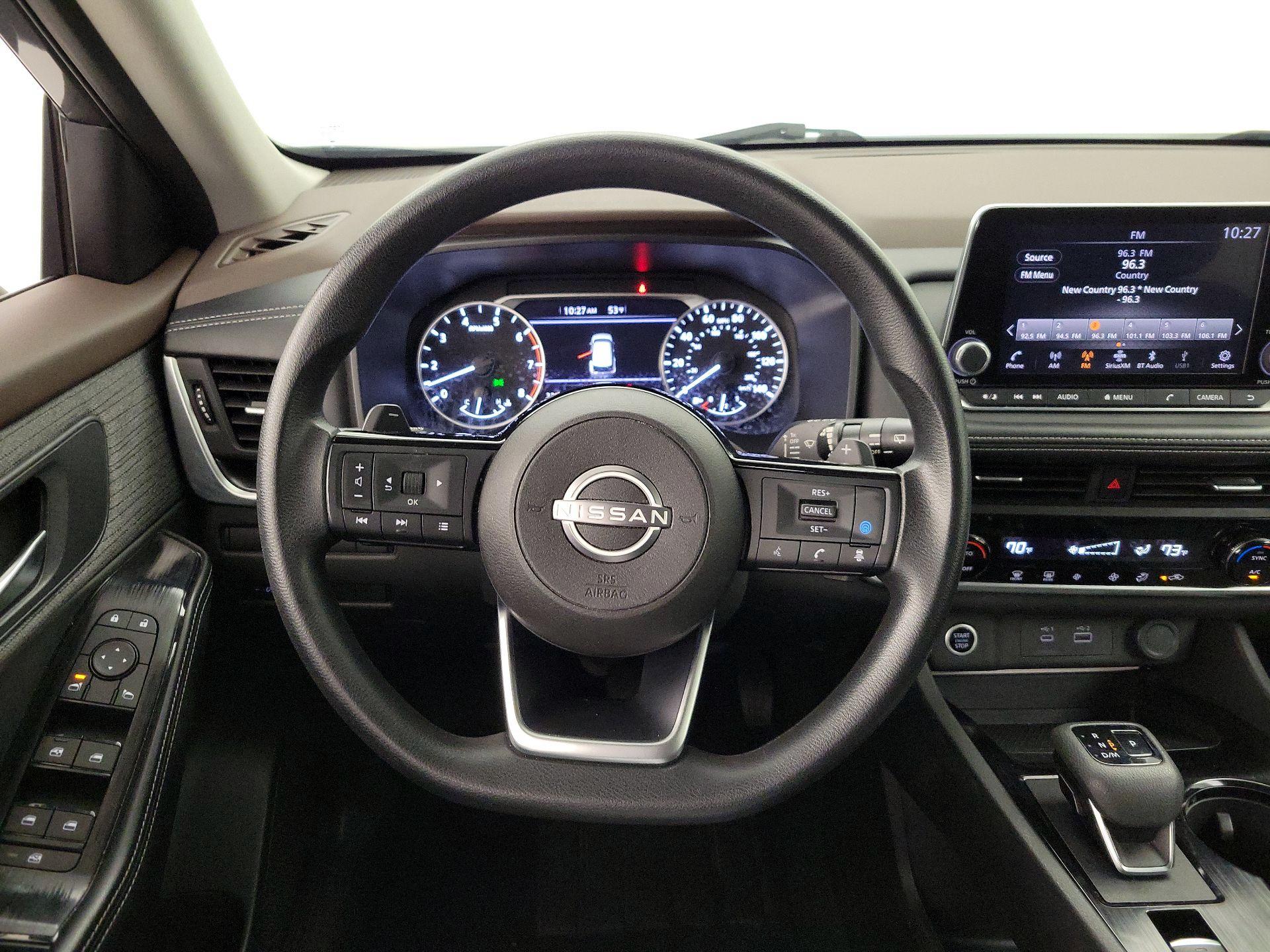 Thumbnail: 2023 Nissan Rogue - 10