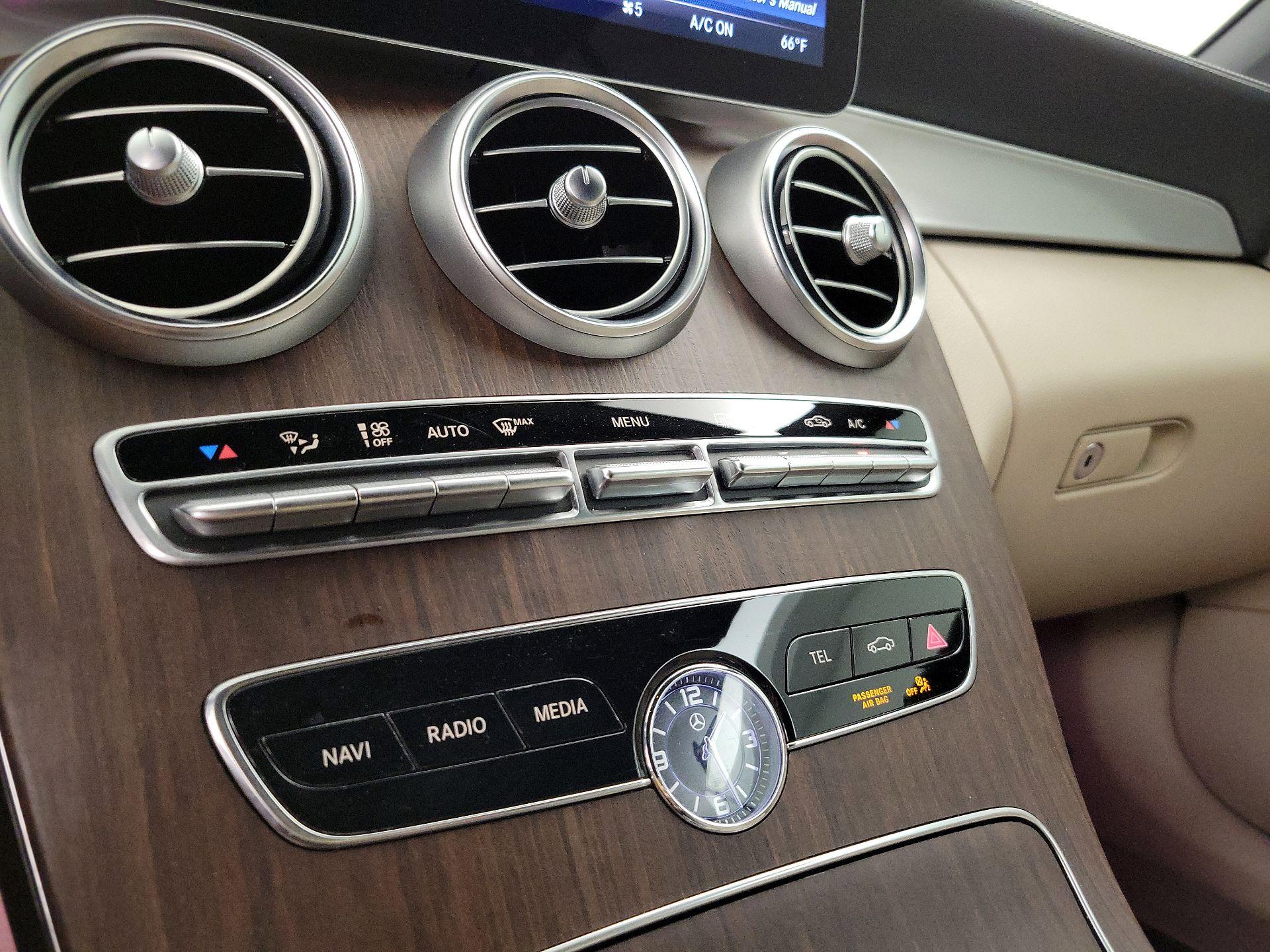 Thumbnail: 2023 Mercedes-Benz C-Class - 16