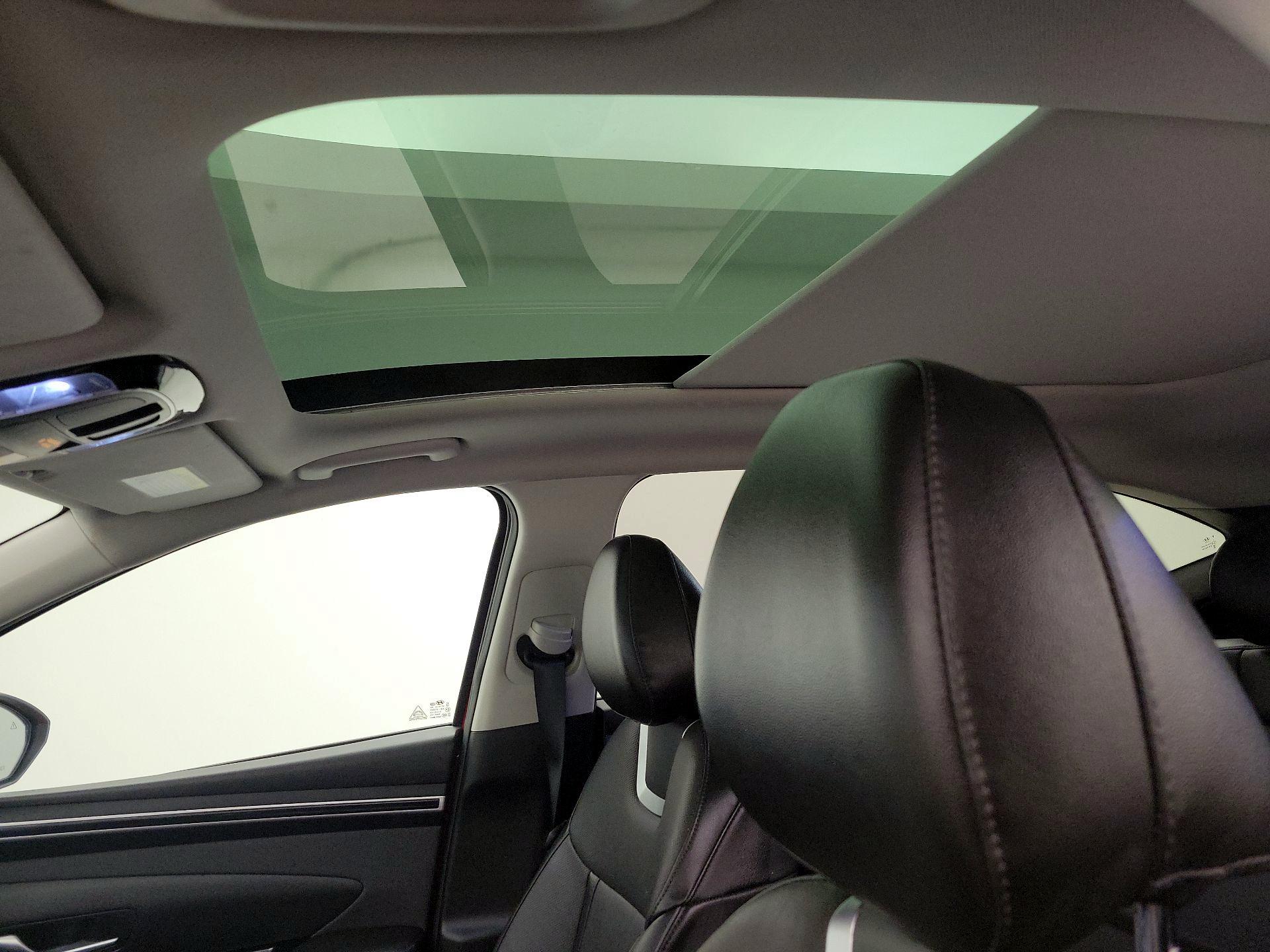 Thumbnail: 2022 Hyundai Tucson - 18