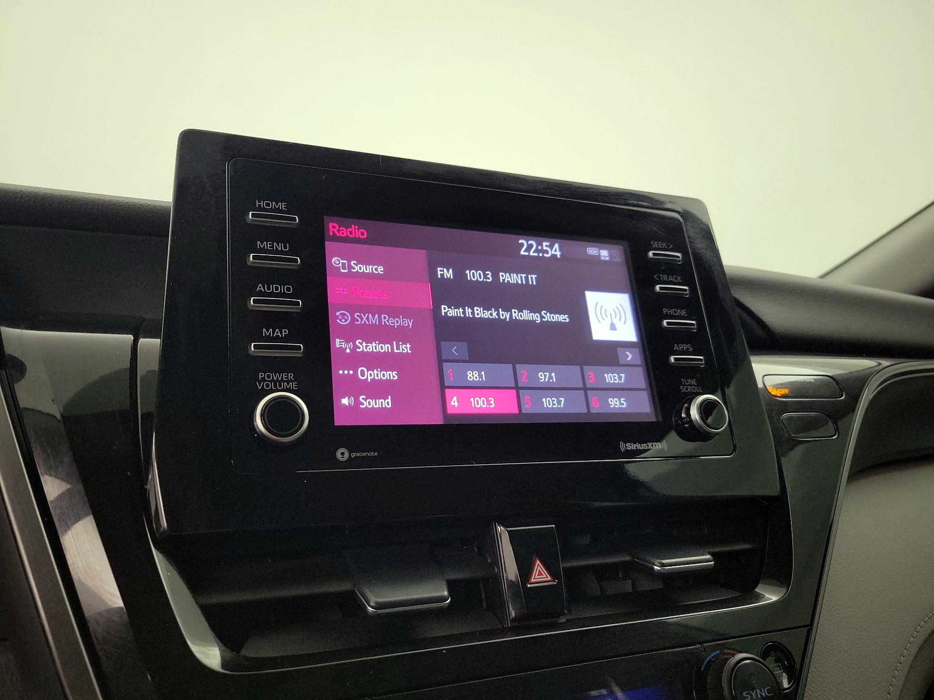 Thumbnail: 2022 Toyota Camry - 15