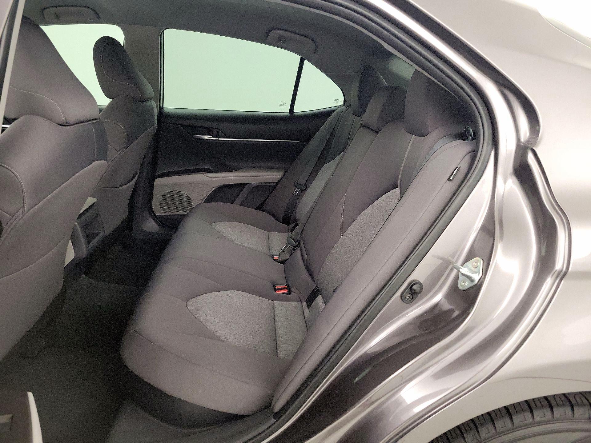 Thumbnail: 2022 Toyota Camry - 18