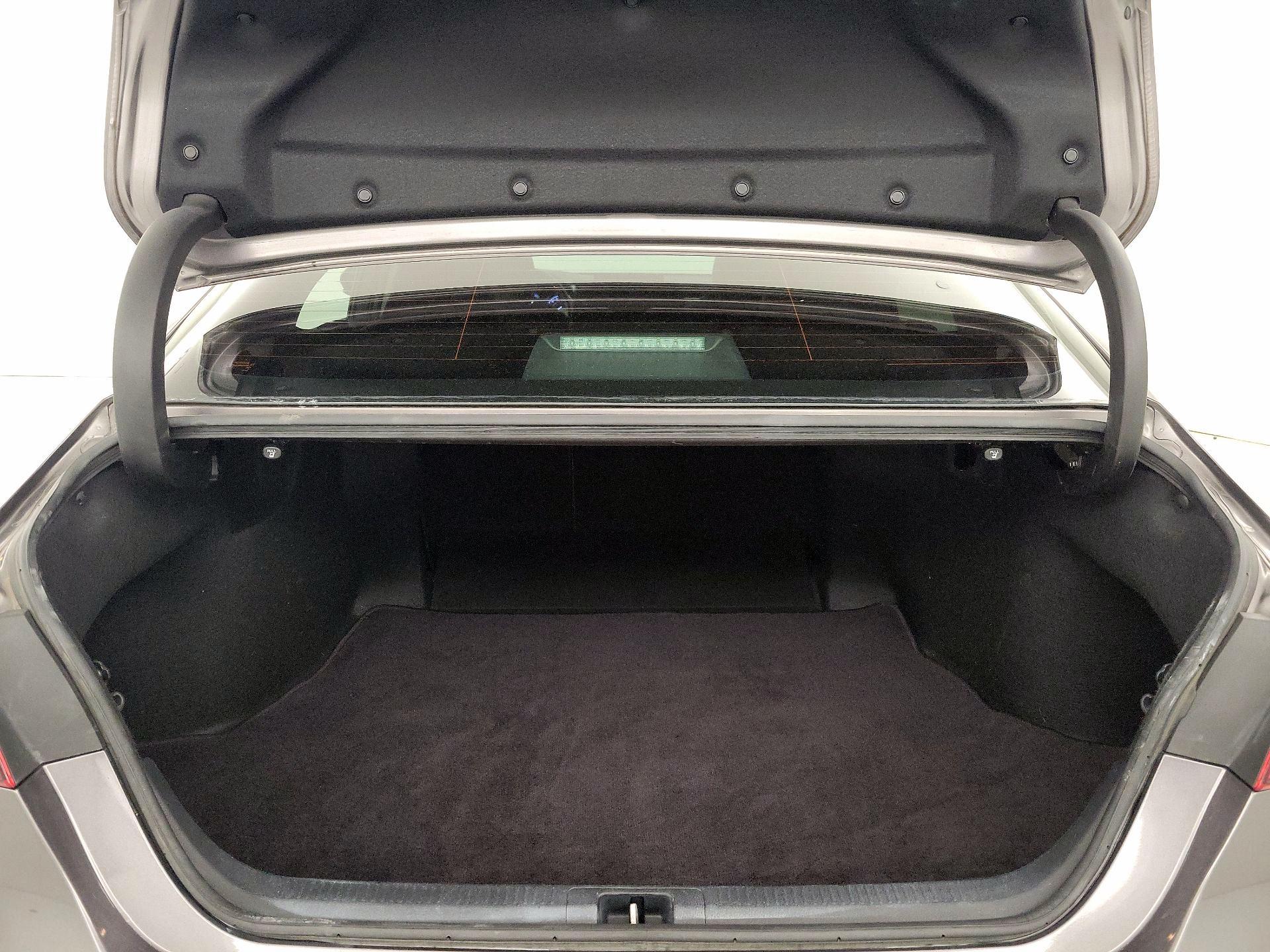 Thumbnail: 2022 Toyota Camry - 19