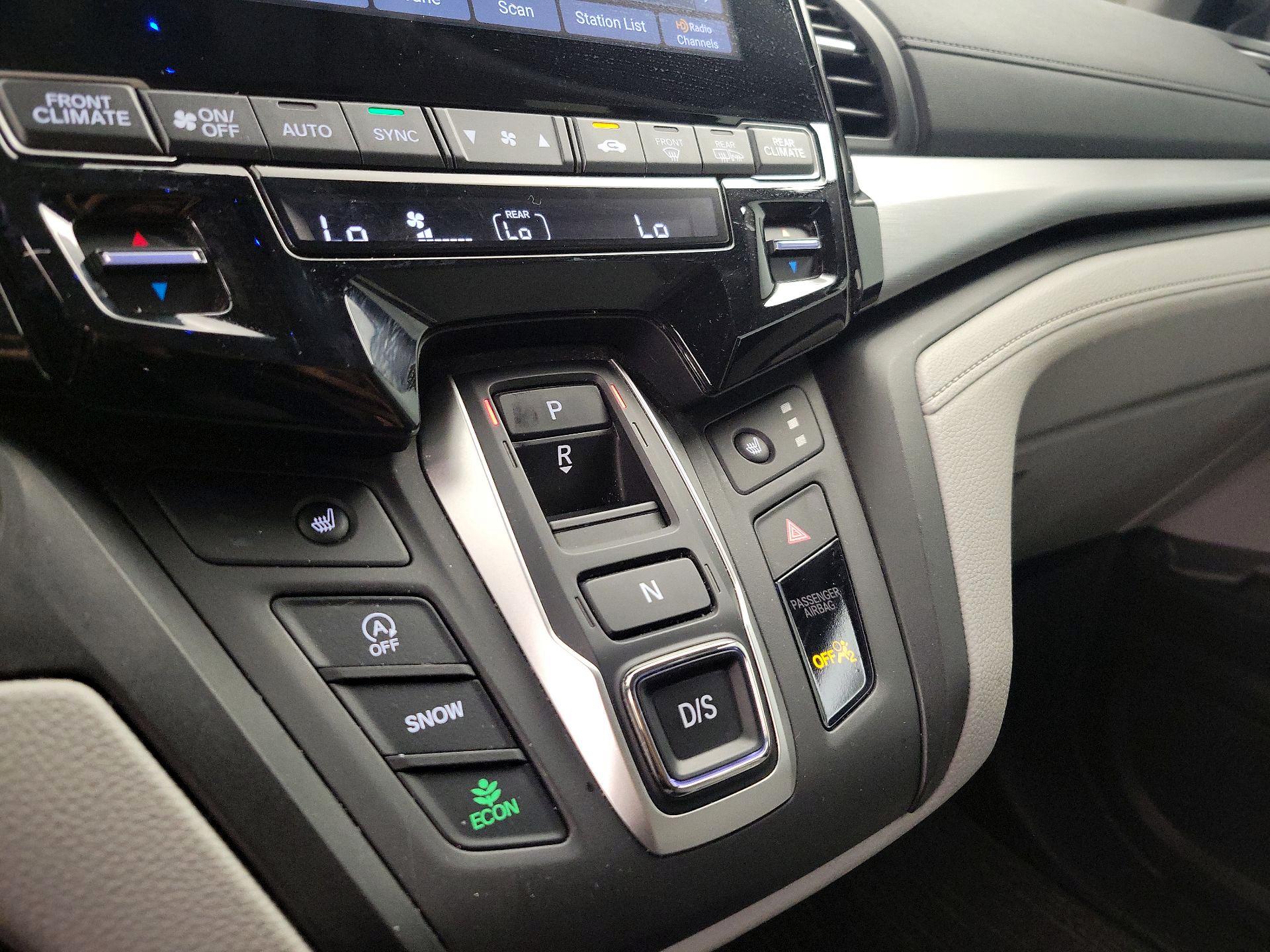 Thumbnail: 2024 Honda Odyssey - 17