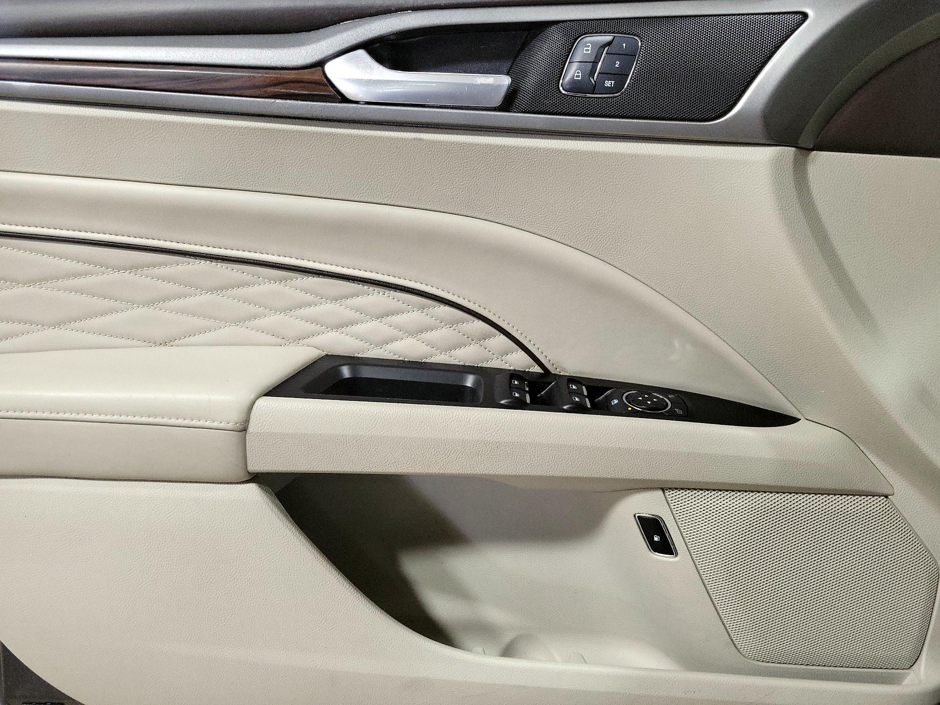 Thumbnail: 2018 Ford Fusion - 12