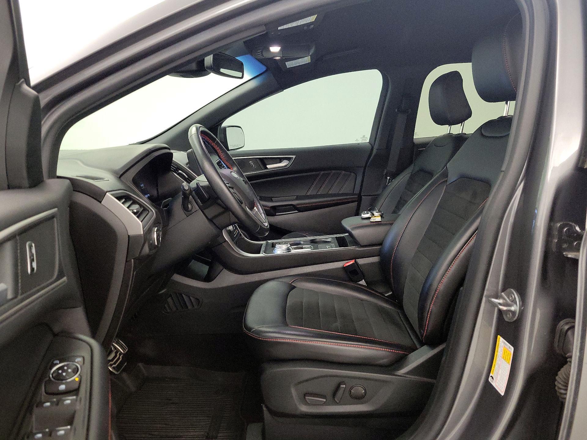 Thumbnail: 2022 Ford Edge - 11