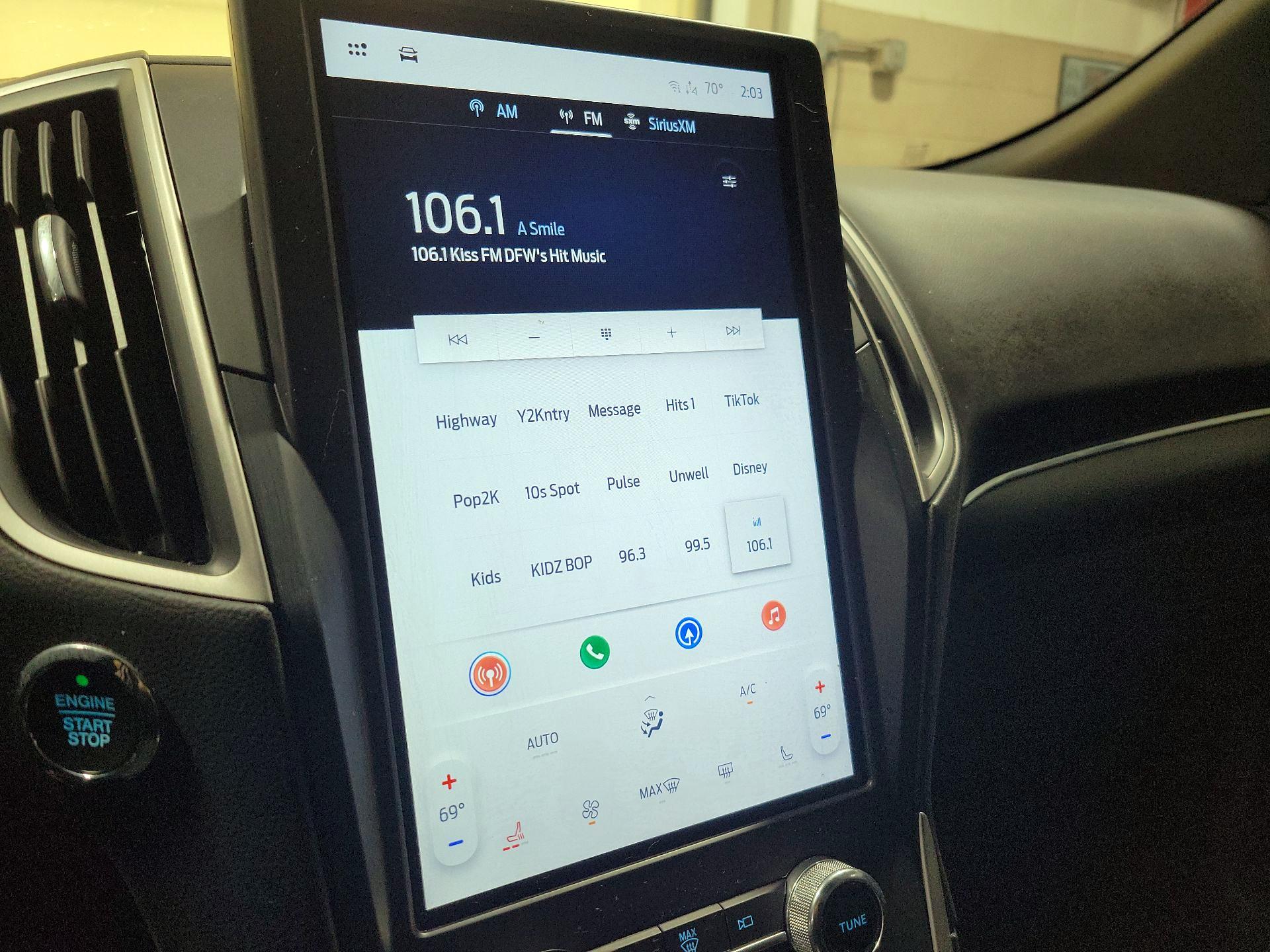 Thumbnail: 2022 Ford Edge - 15