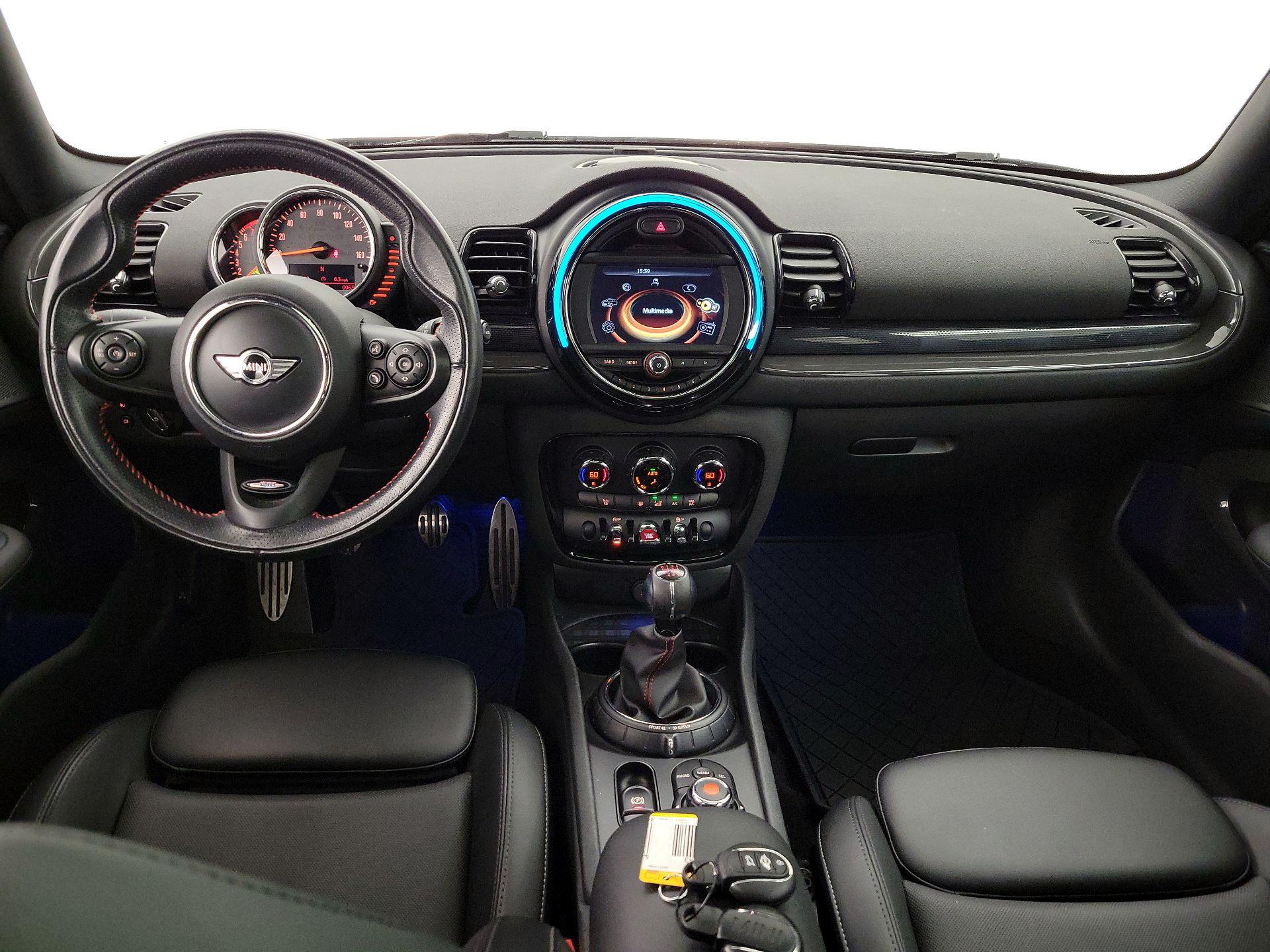 Thumbnail: 2017 MINI Cooper Clubman - 9