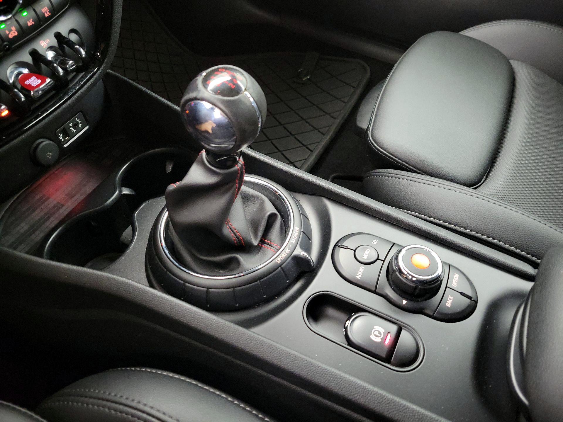 Thumbnail: 2017 MINI Cooper Clubman - 16