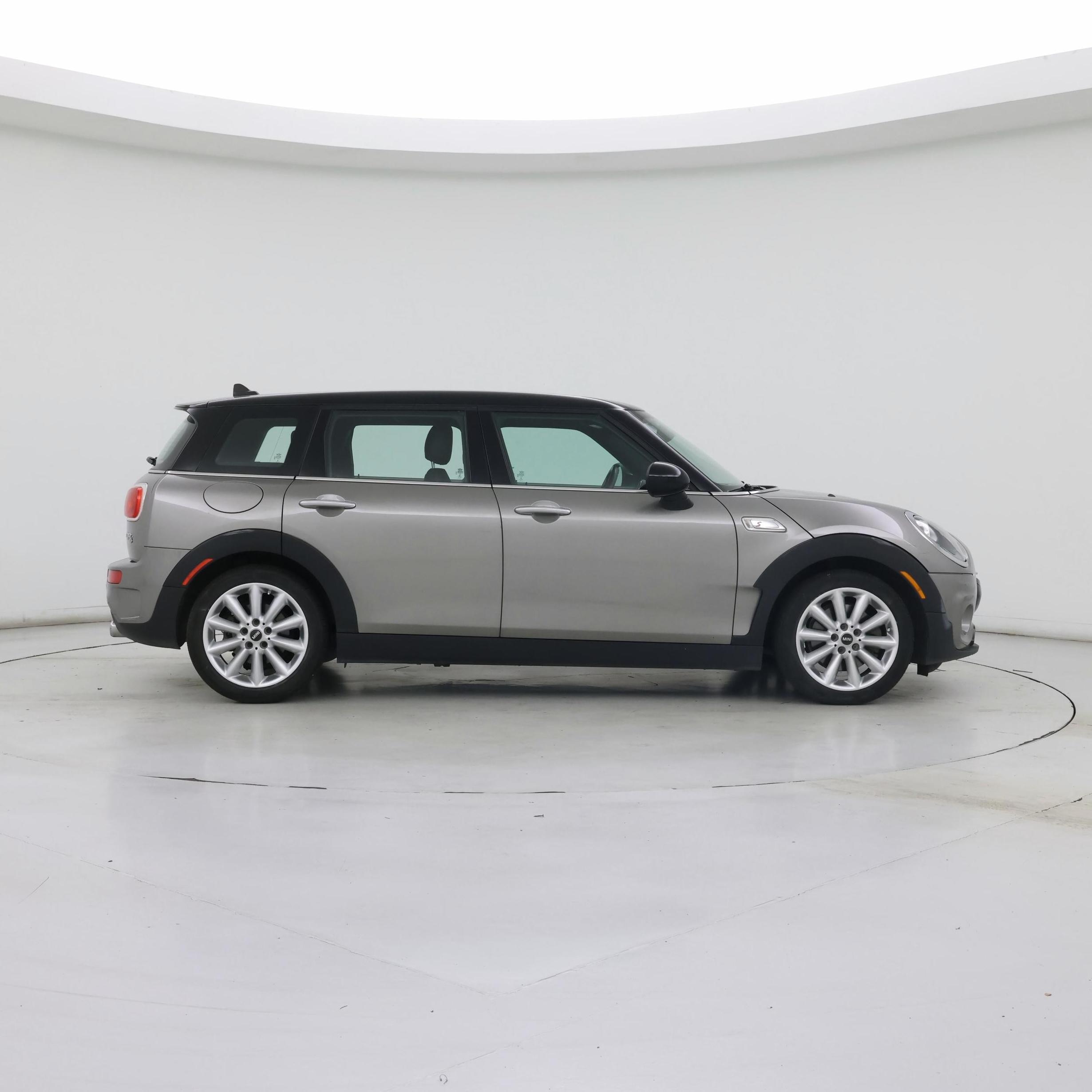 Thumbnail: 2017 MINI Cooper Clubman - 7