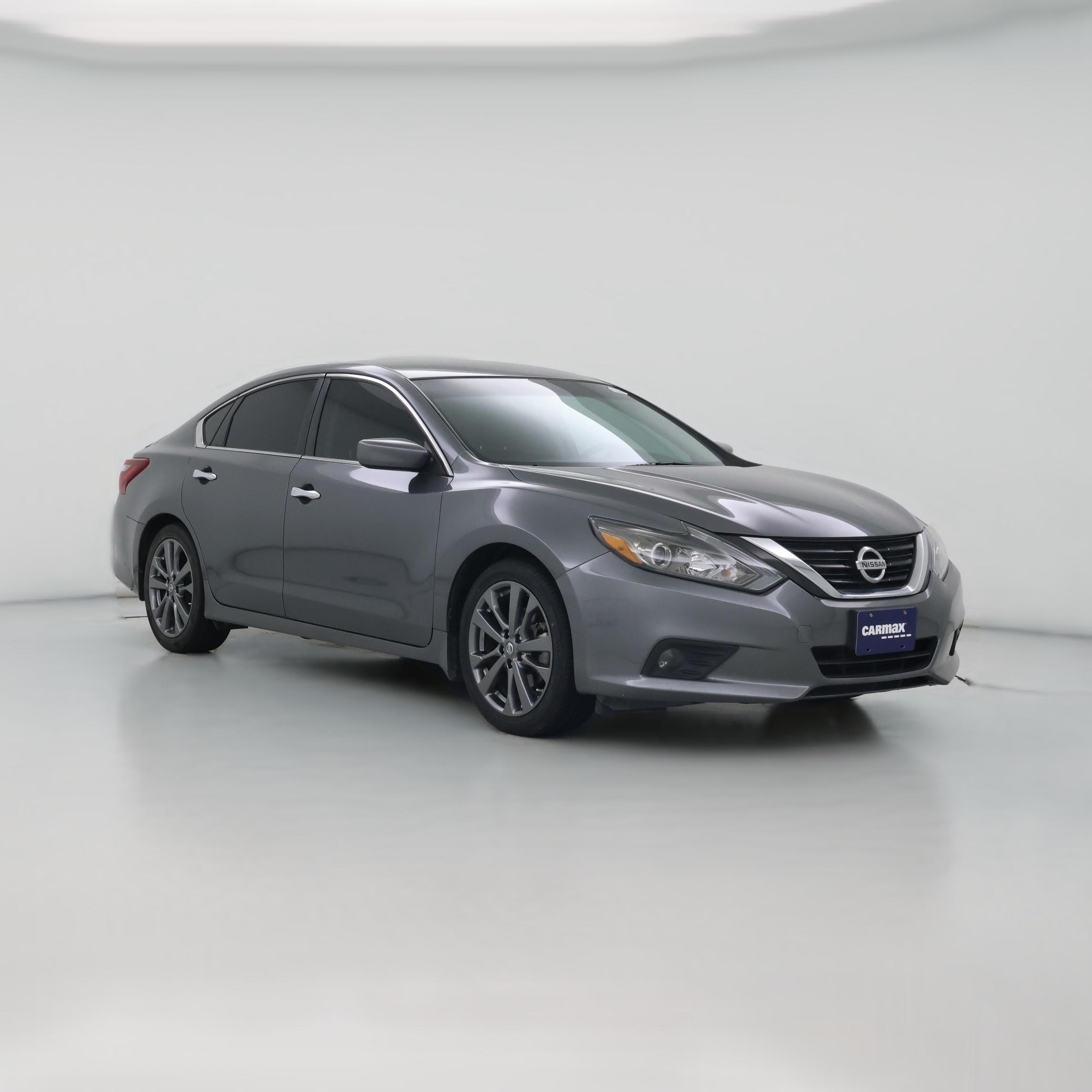 Thumbnail: 2018 Nissan Altima - 1