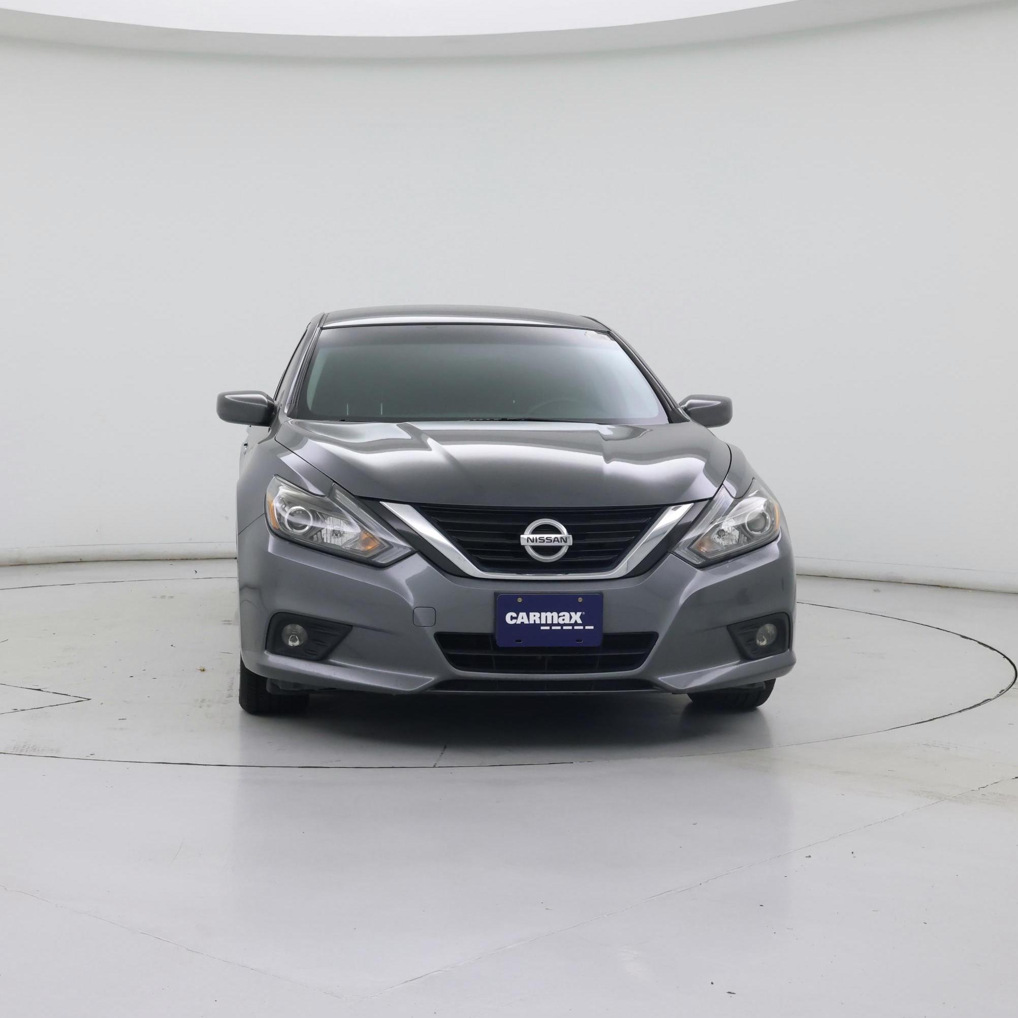 Thumbnail: 2018 Nissan Altima - 5