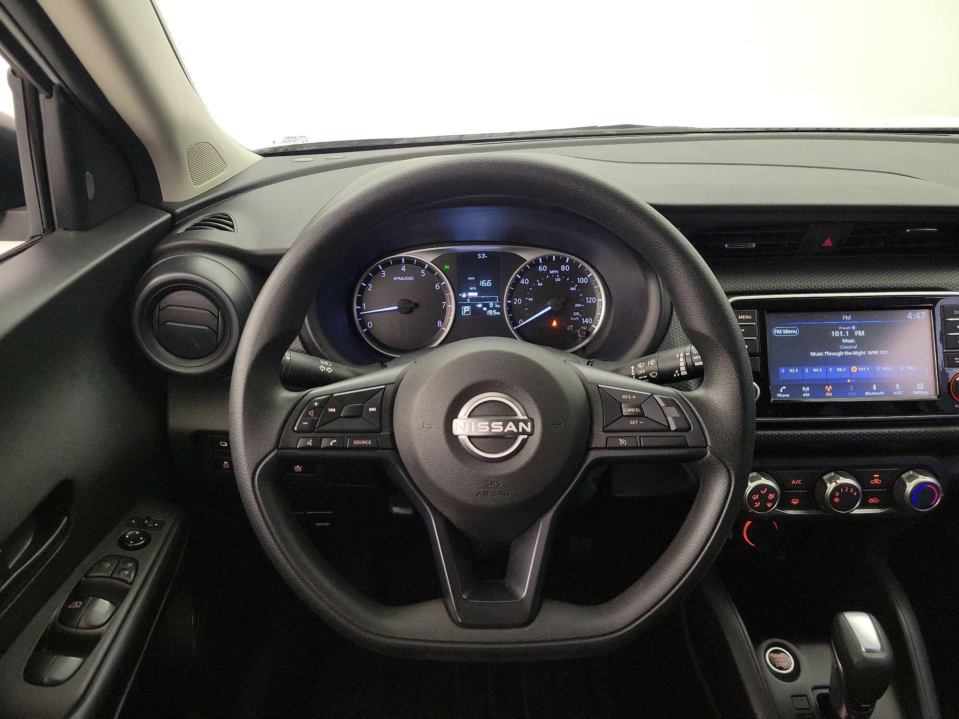 Thumbnail: 2023 Nissan Kicks - 10