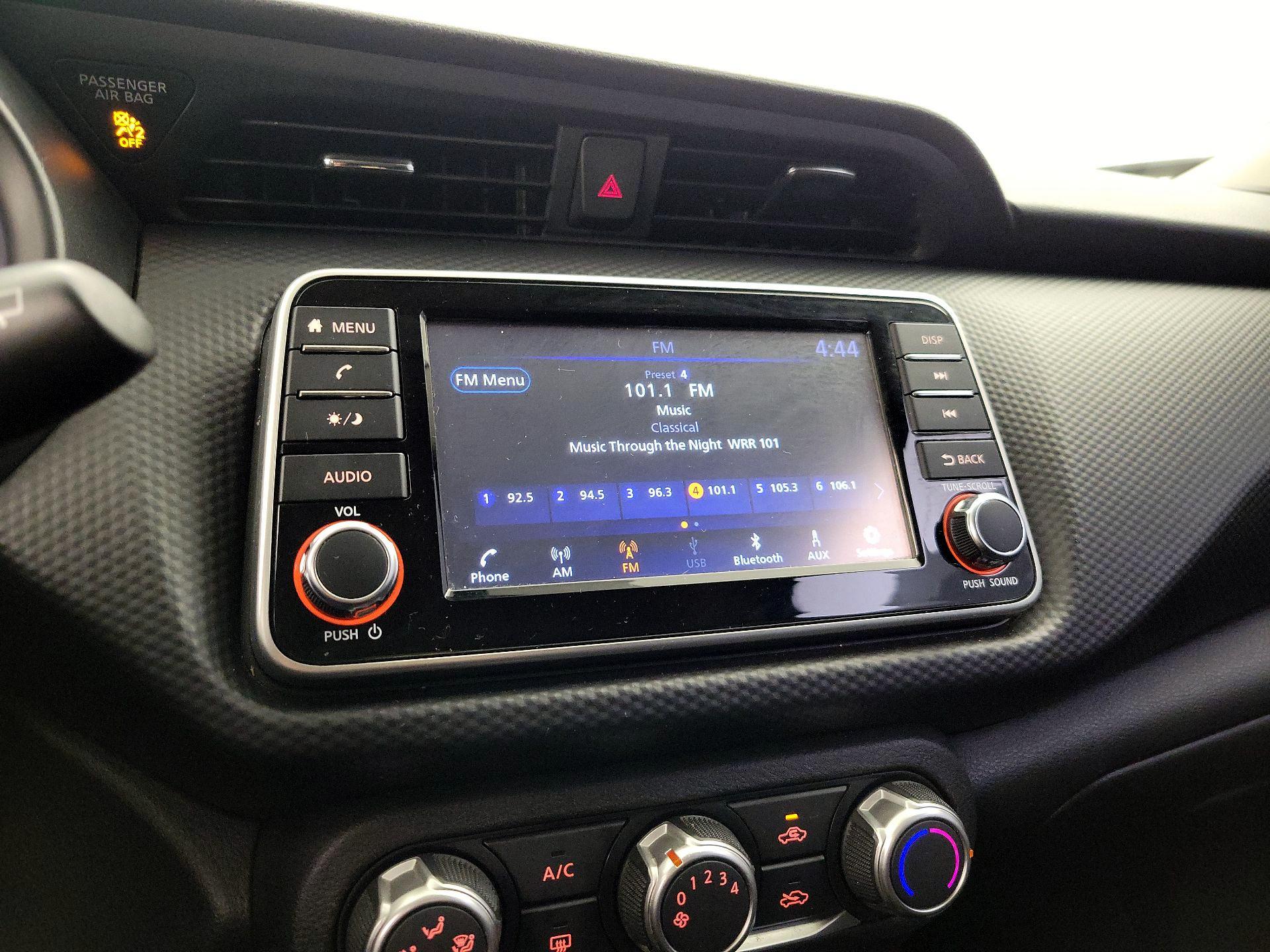 Thumbnail: 2023 Nissan Kicks - 15