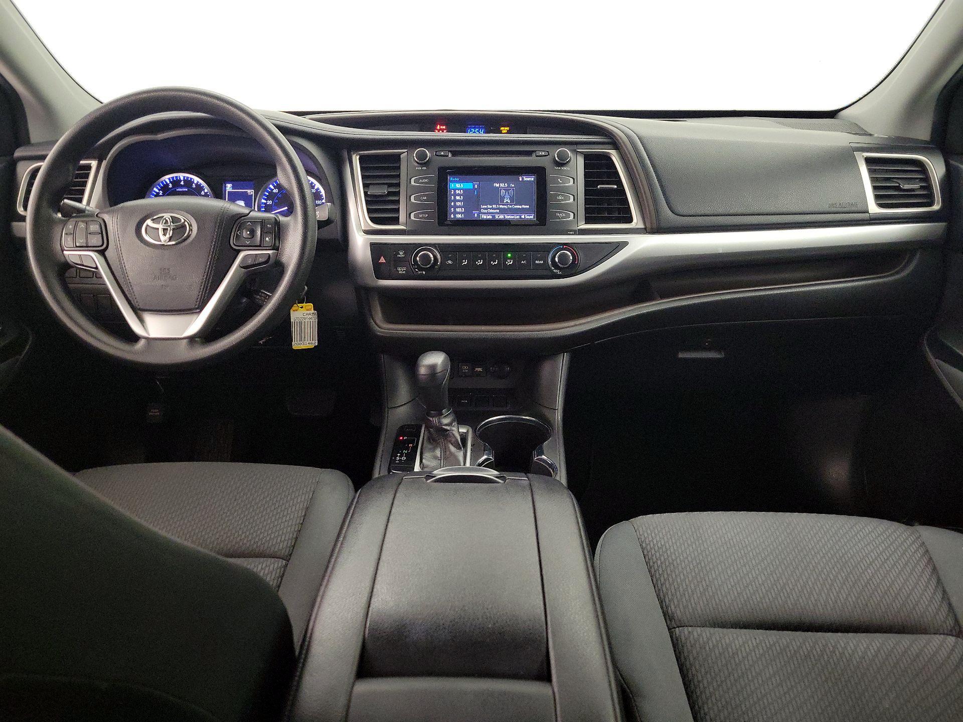 Thumbnail: 2019 Toyota Highlander - 9