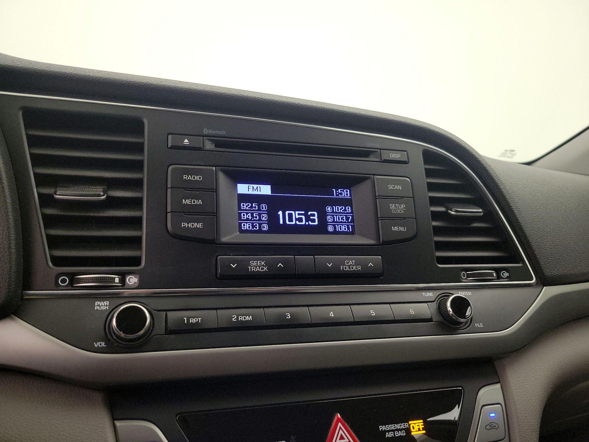 Thumbnail: 2017 Hyundai Elantra - 14