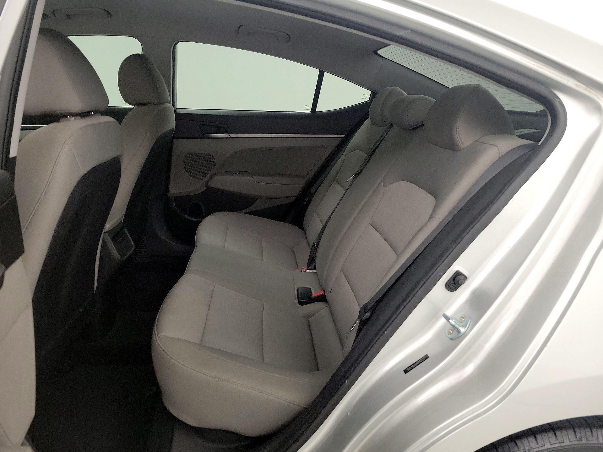 Thumbnail: 2017 Hyundai Elantra - 17