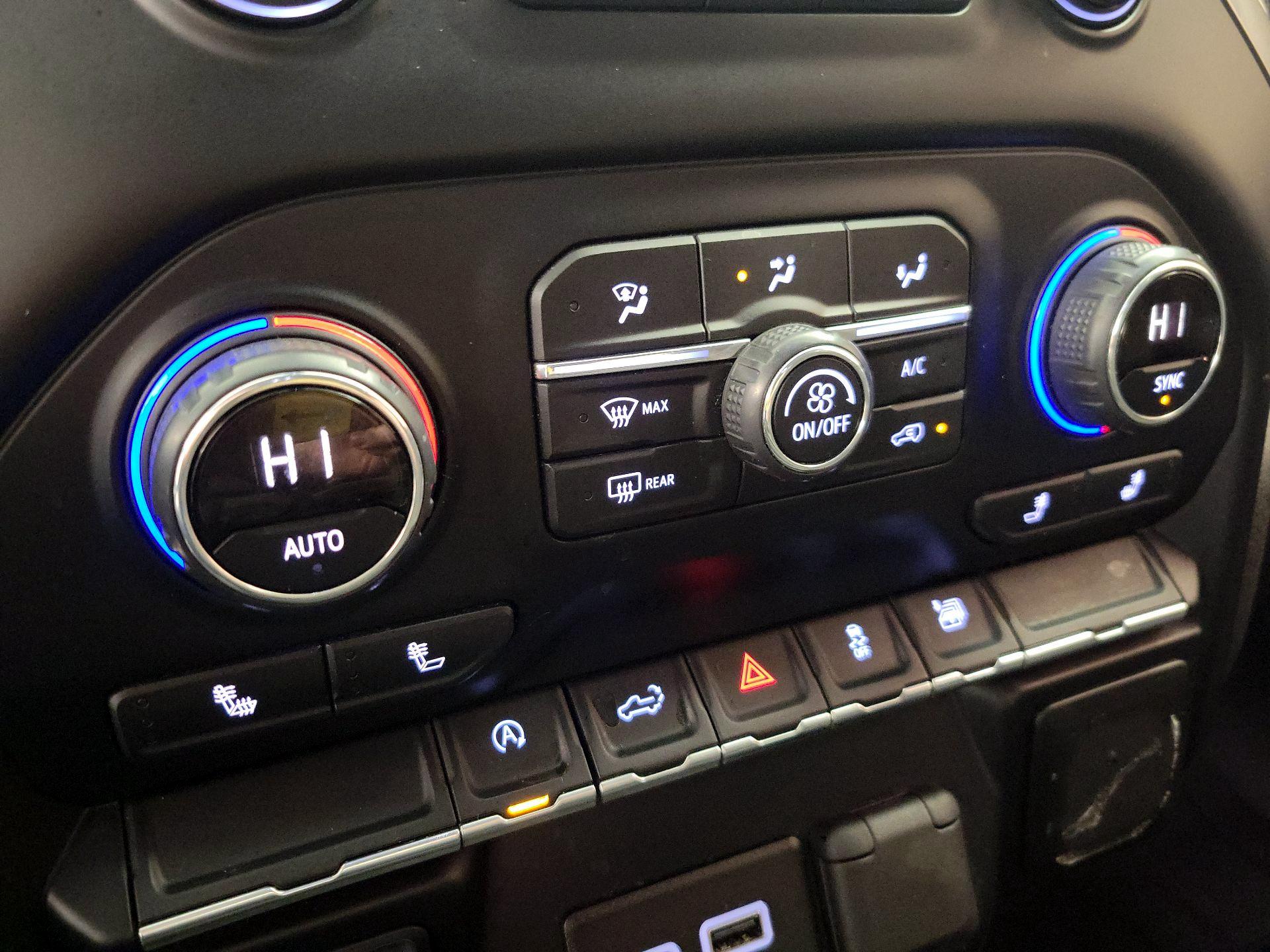 Thumbnail: 2019 Chevrolet Silverado 1500 - 16