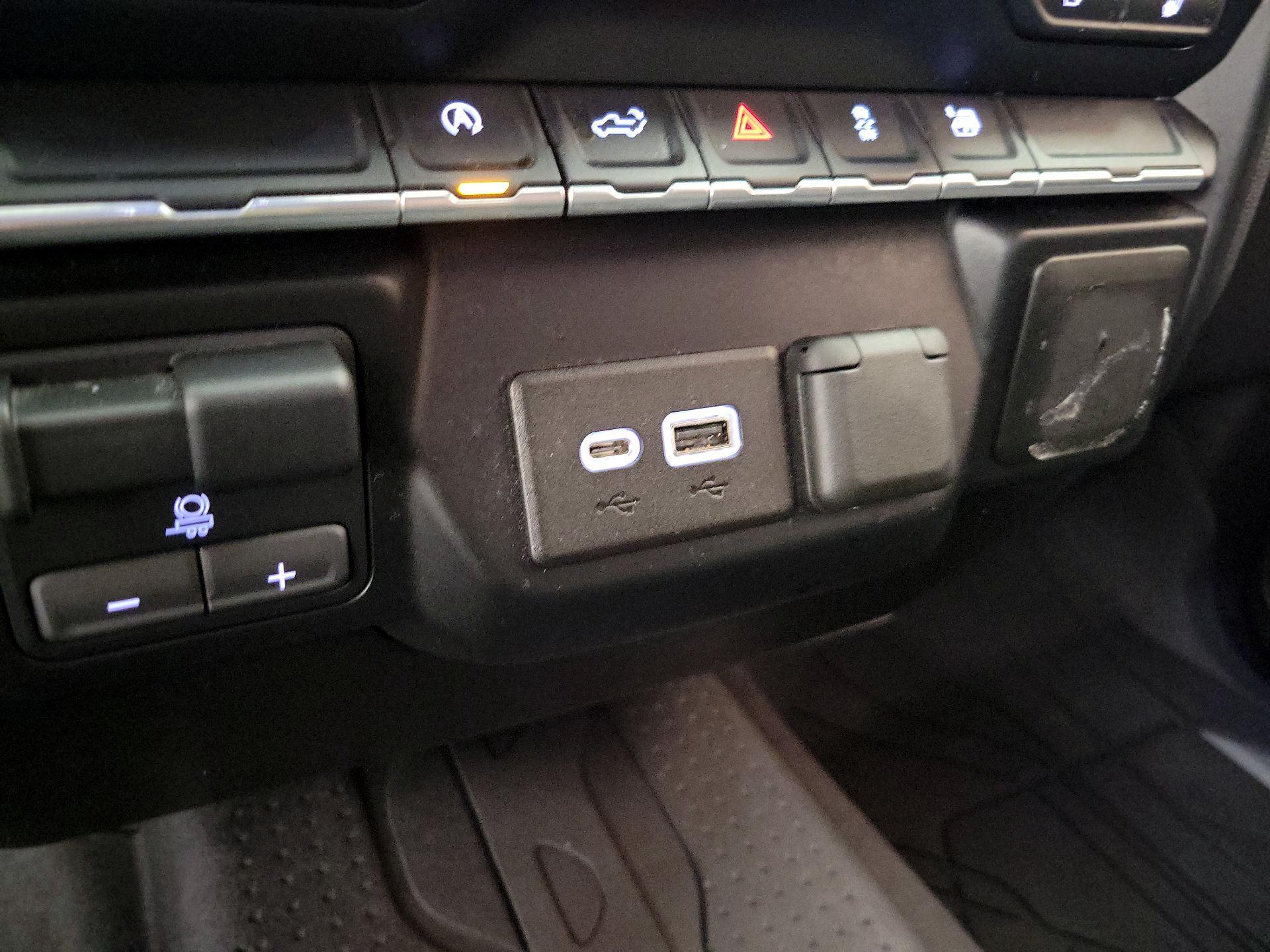 Thumbnail: 2019 Chevrolet Silverado 1500 - 18