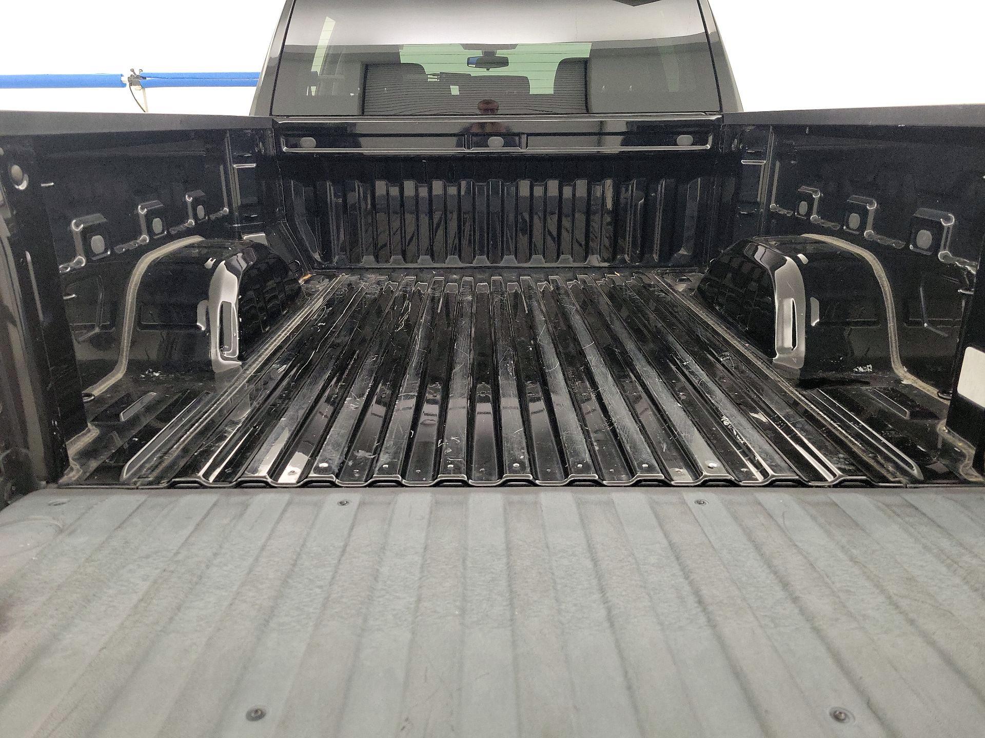 Thumbnail: 2019 Chevrolet Silverado 1500 - 20