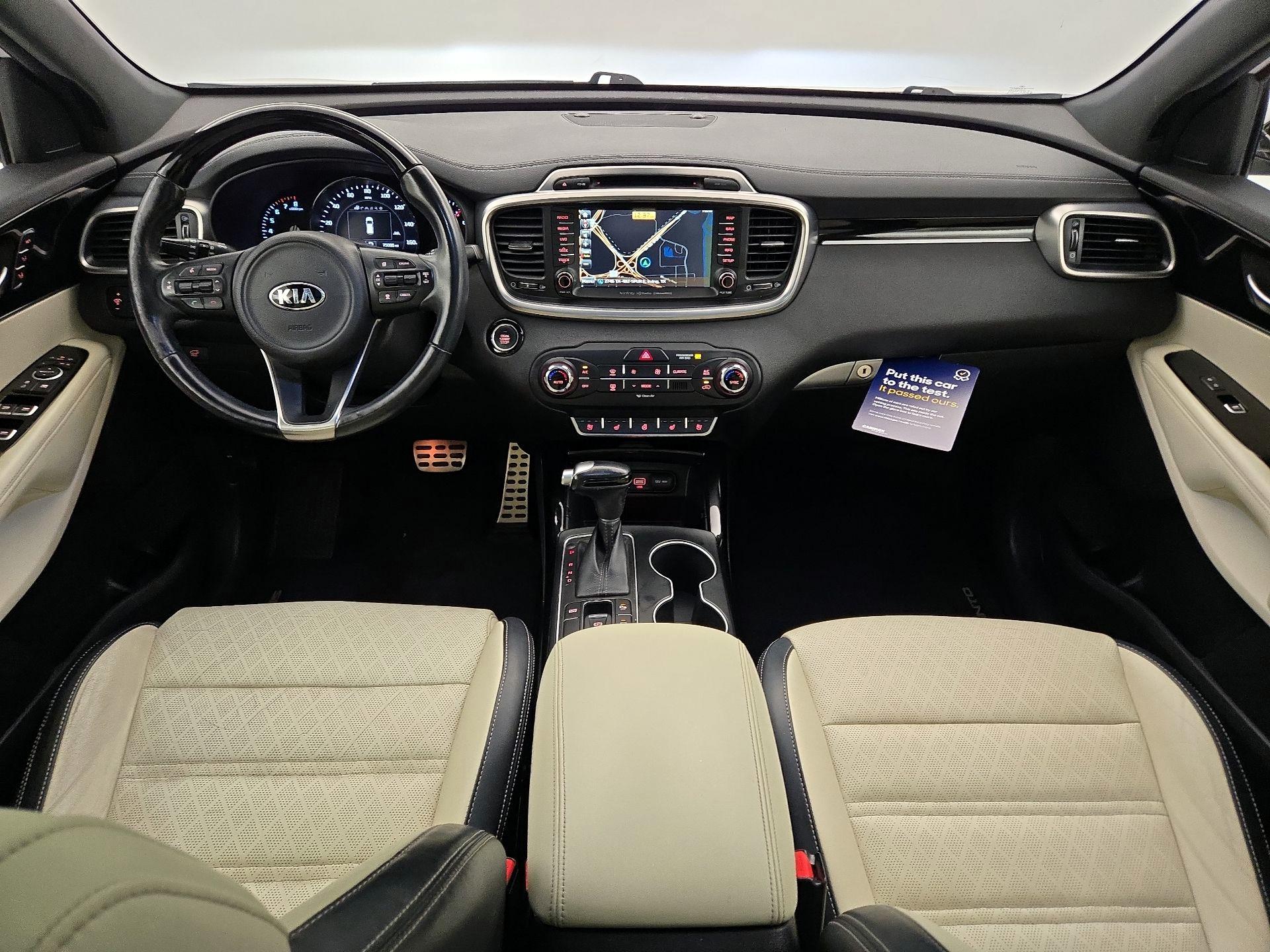 Thumbnail: 2017 Kia Sorento - 9