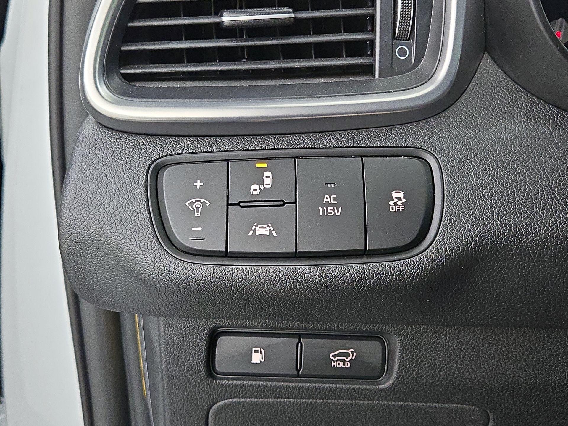 Thumbnail: 2017 Kia Sorento - 13