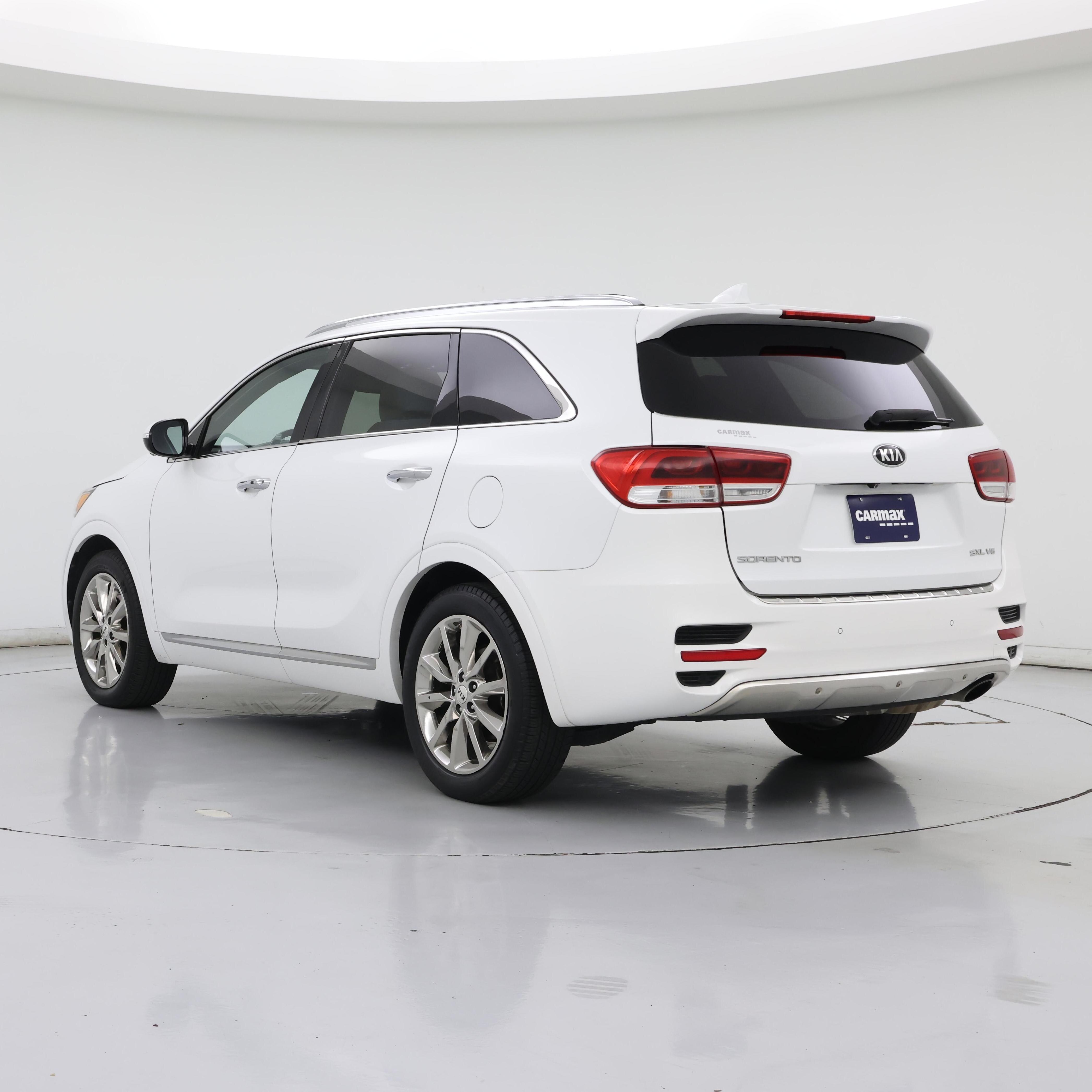 Thumbnail: 2017 Kia Sorento - 2