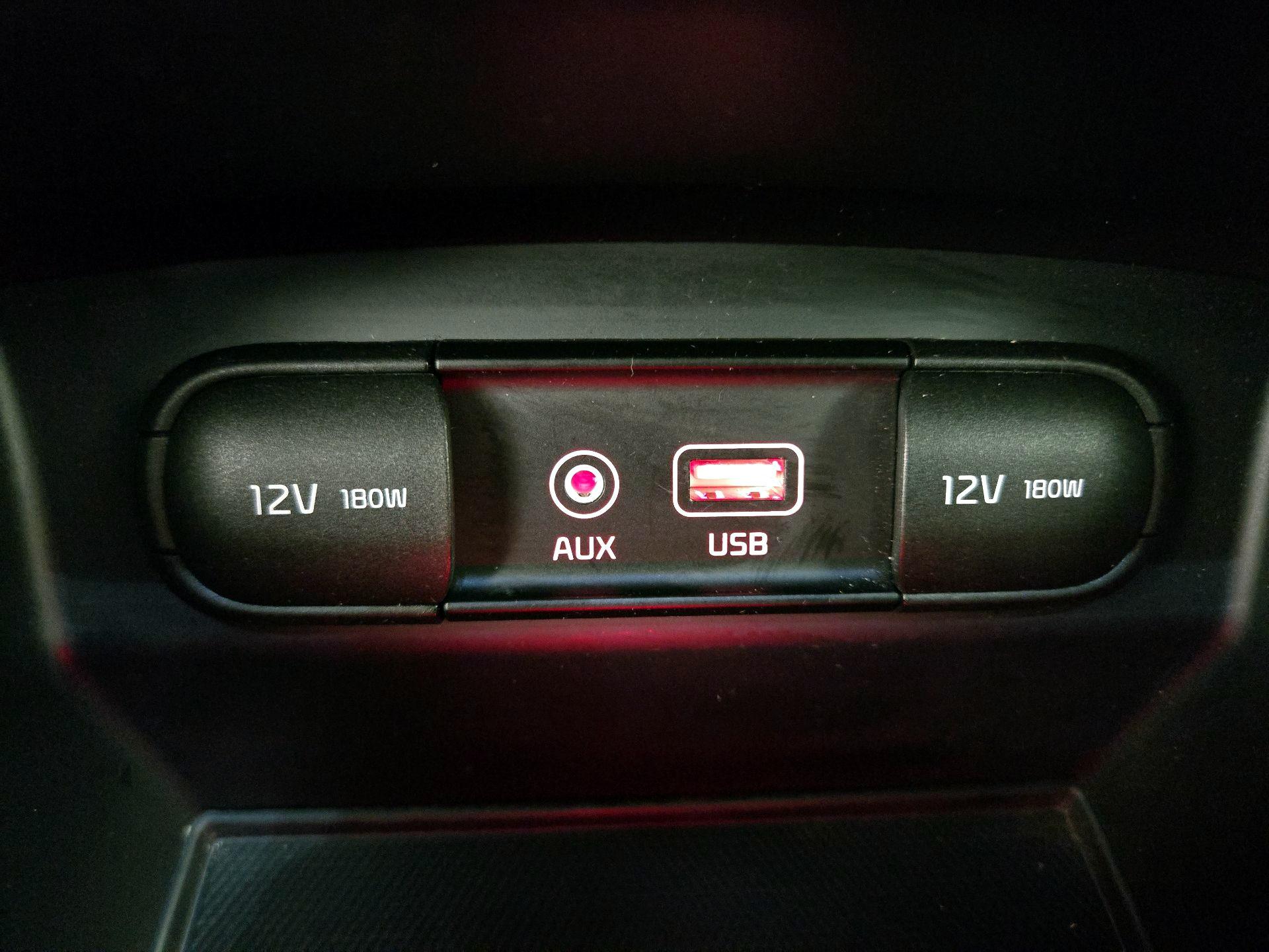 Thumbnail: 2017 Kia Sorento - 19